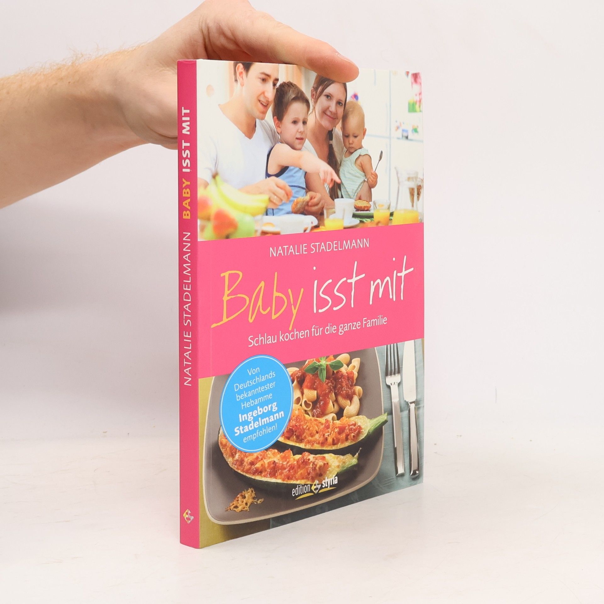 Natalie Stadelmann Baby isst mit