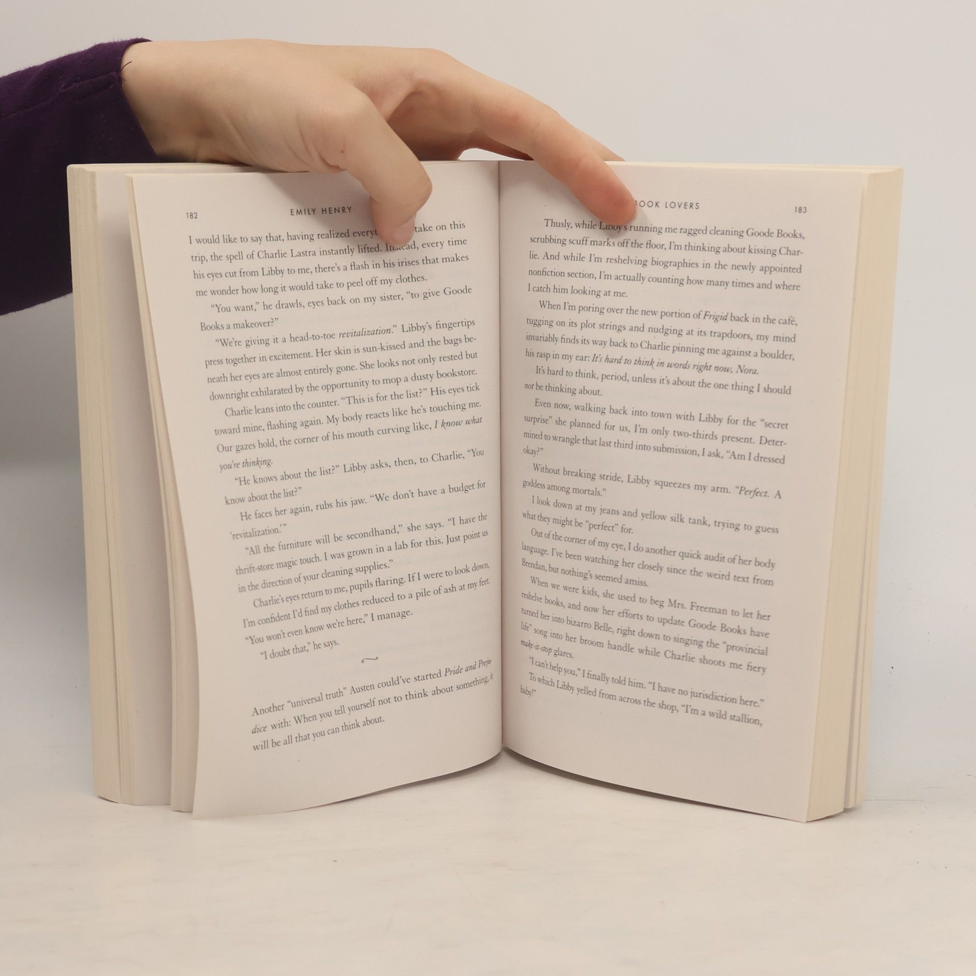 Emily Henry Book Lovers