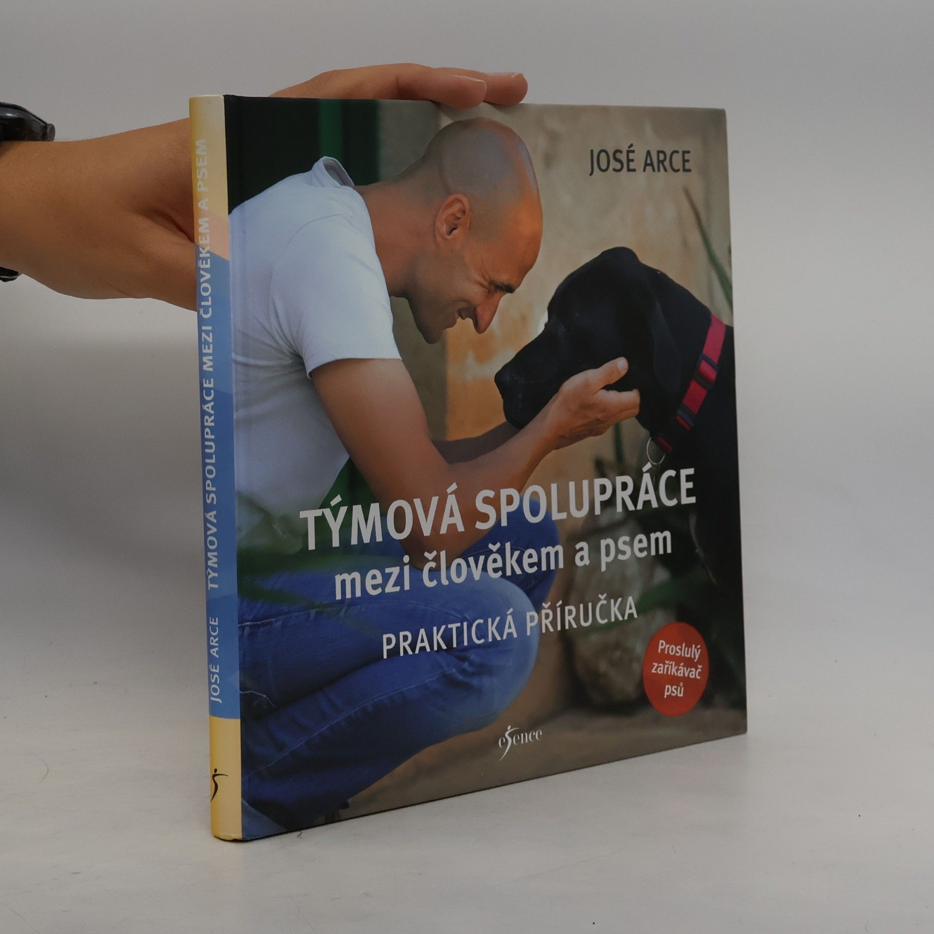 Týmová spolupráce mezi člověkem a psem