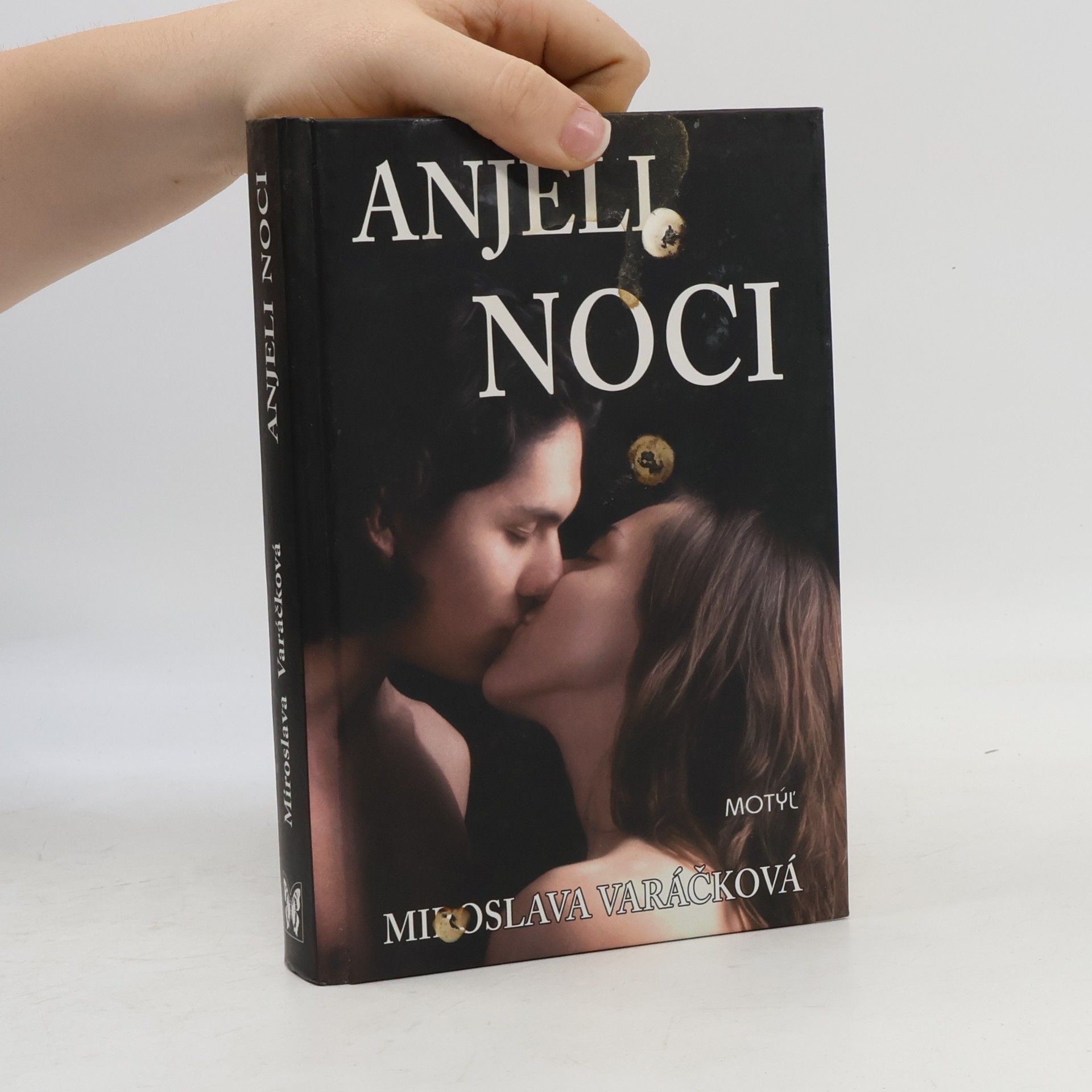 Anjeli noci