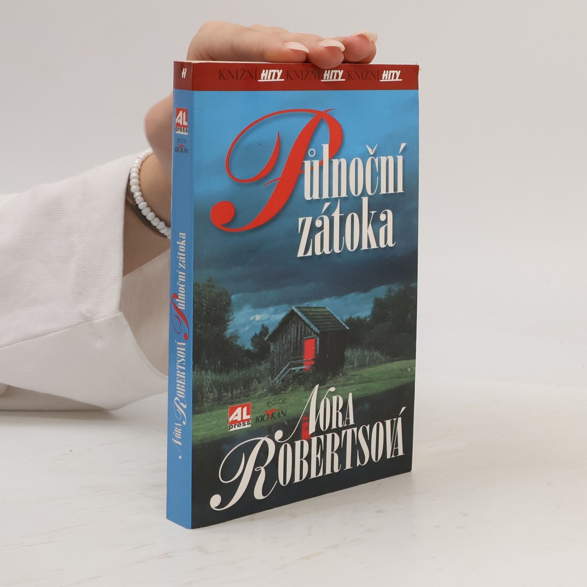Nora Roberts Půlnoční zátoka