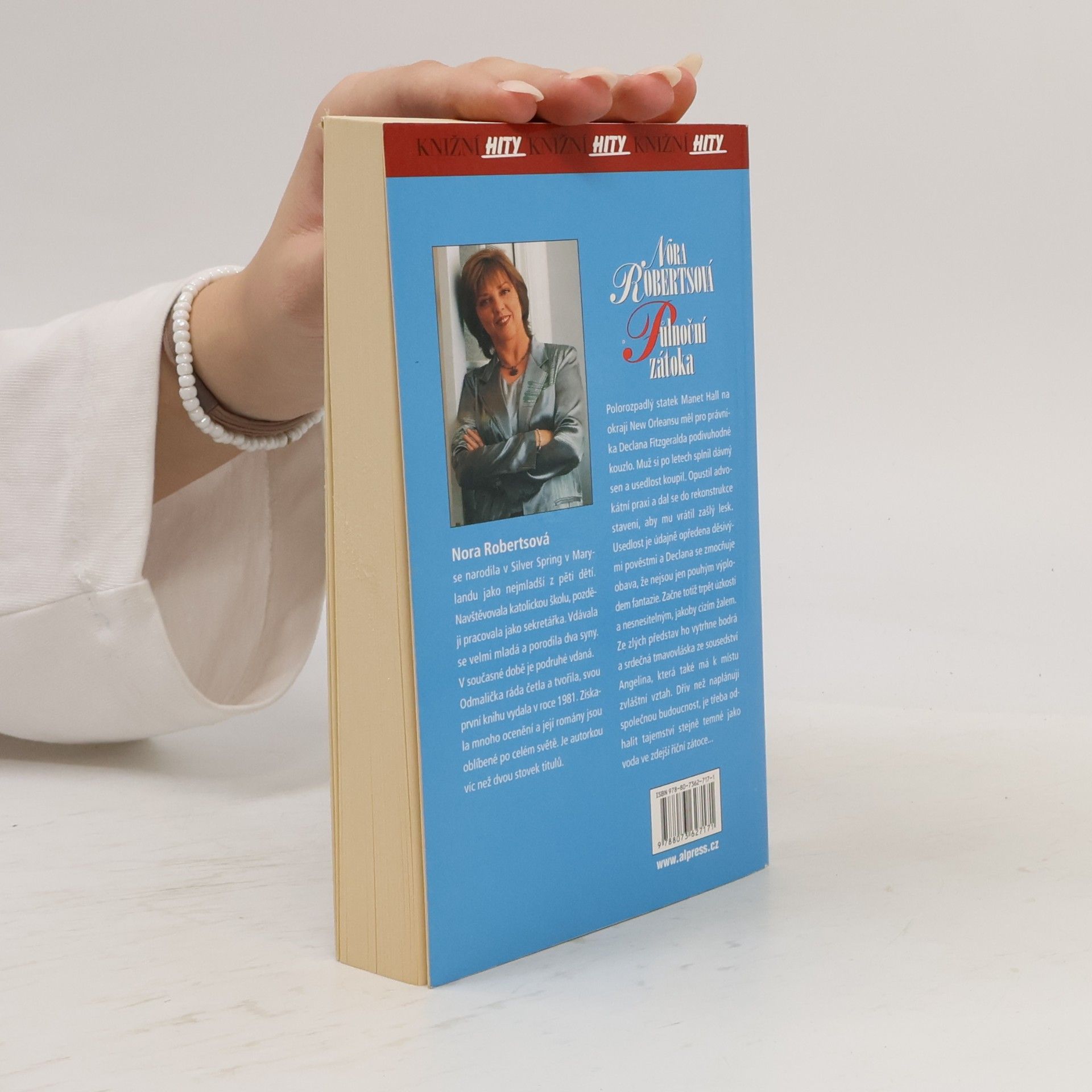 Nora Roberts Půlnoční zátoka