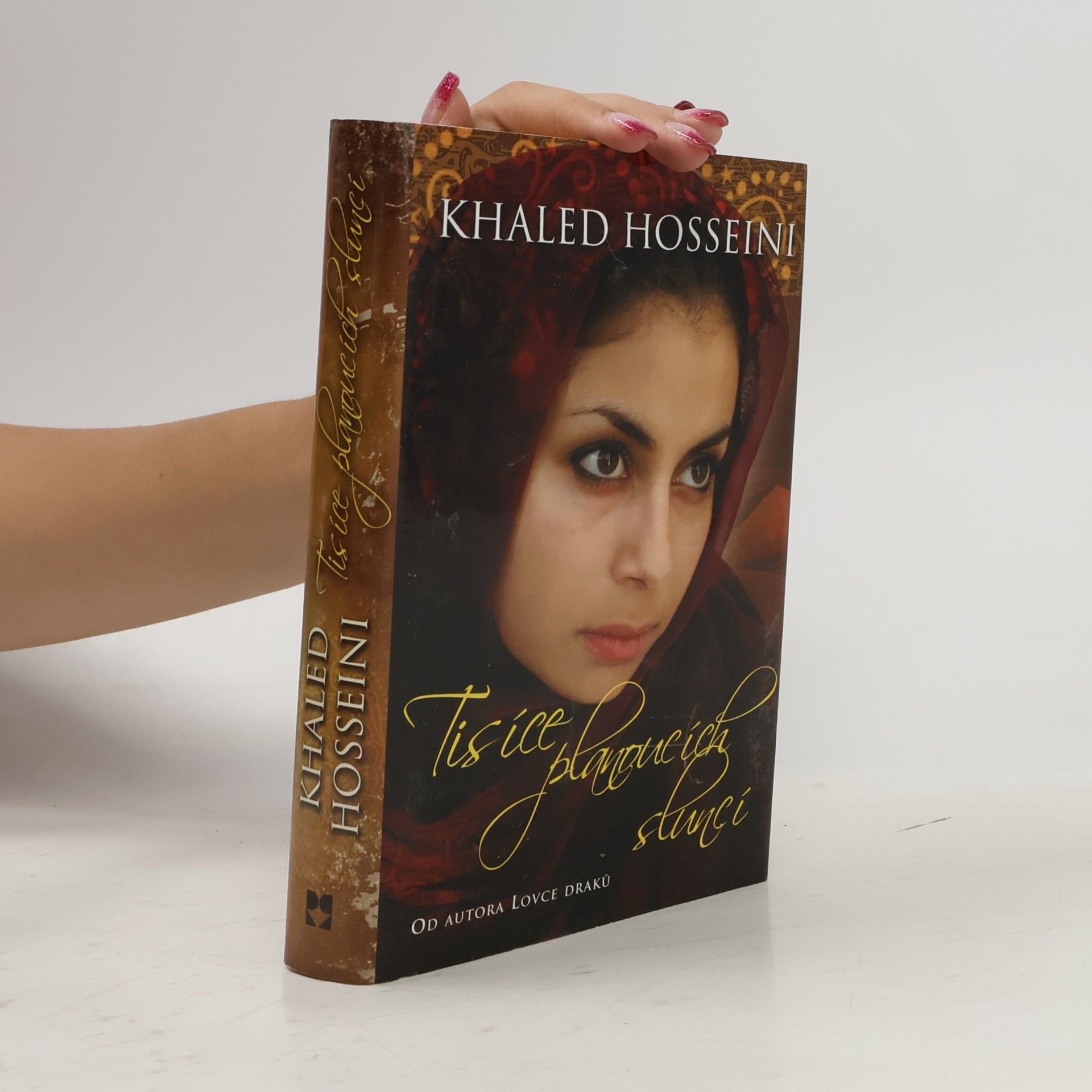 Khaled Hosseini Tisíce planoucích sluncí