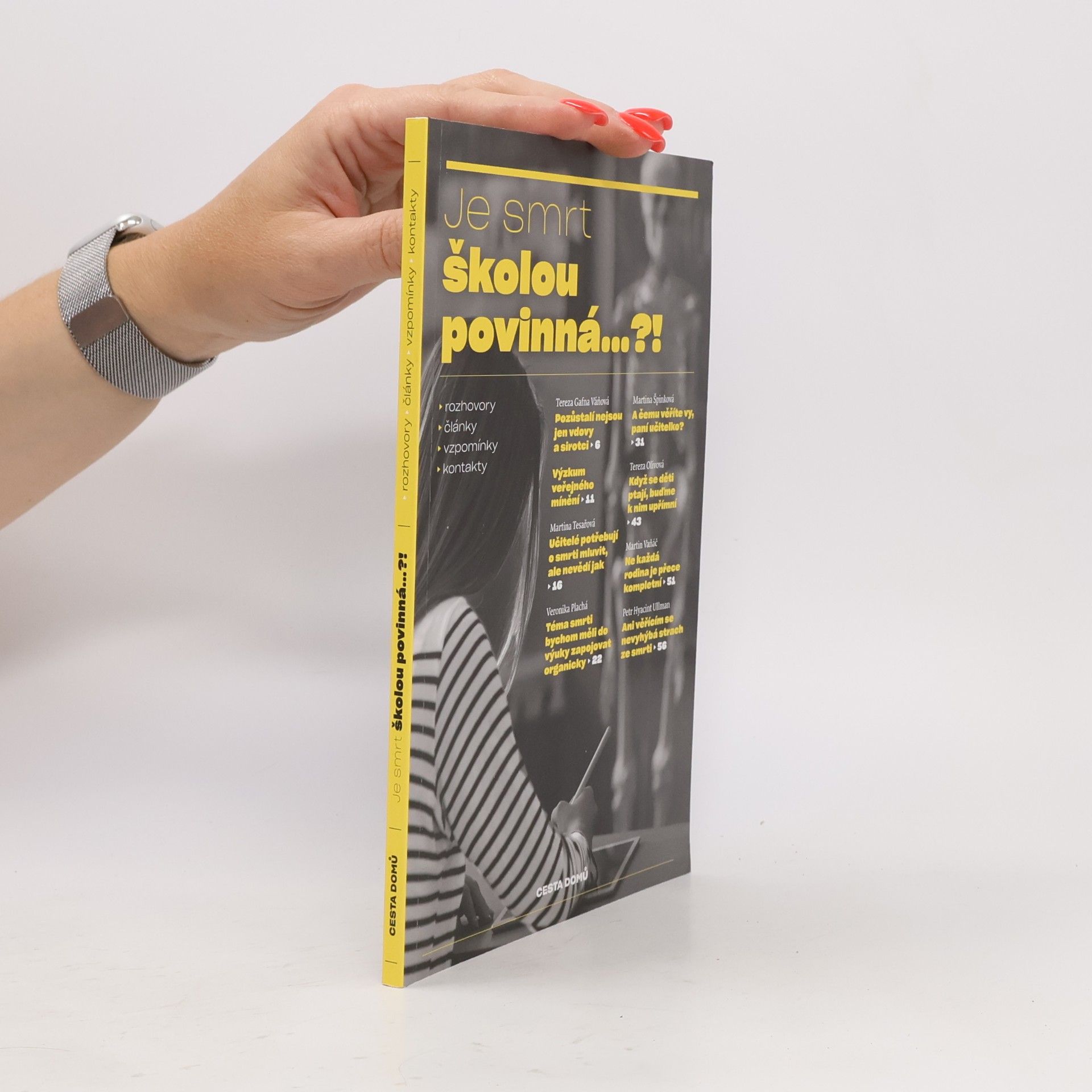 Various authors Je smrt školou povinná...?!
