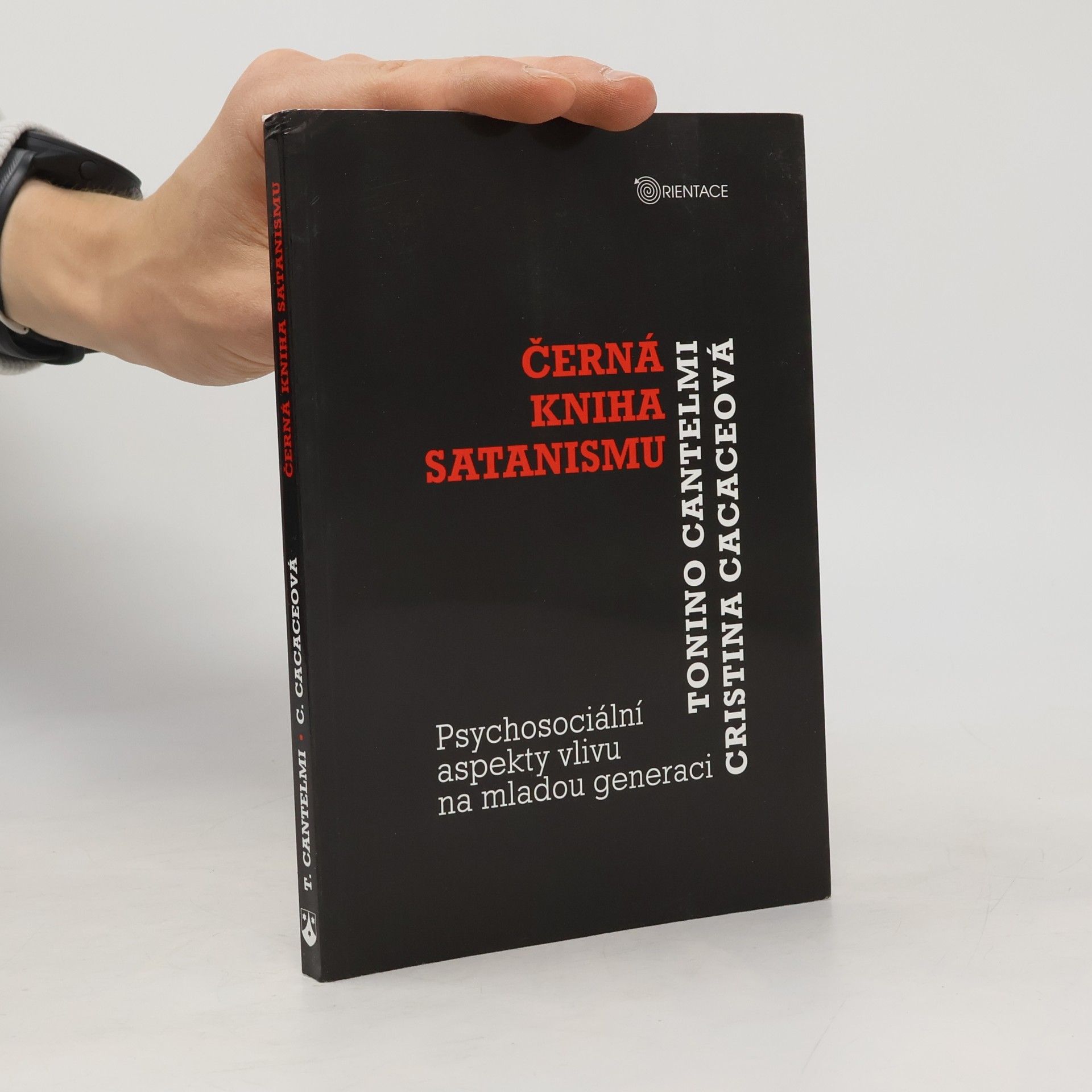 Cristina Cacace Černá kniha satanismu