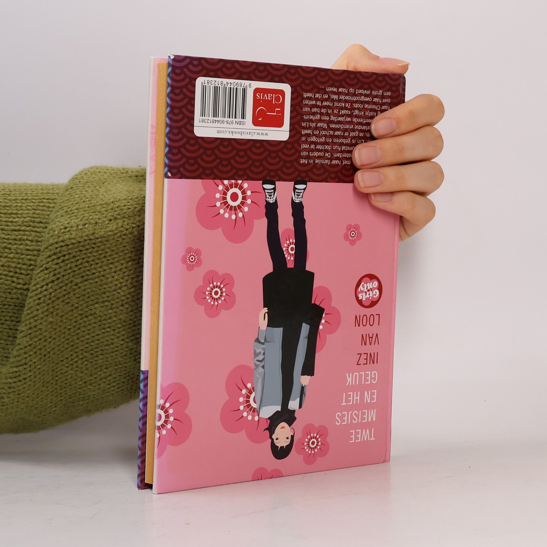Inez Van Loon Girls only: Twee meisjes en het geluk