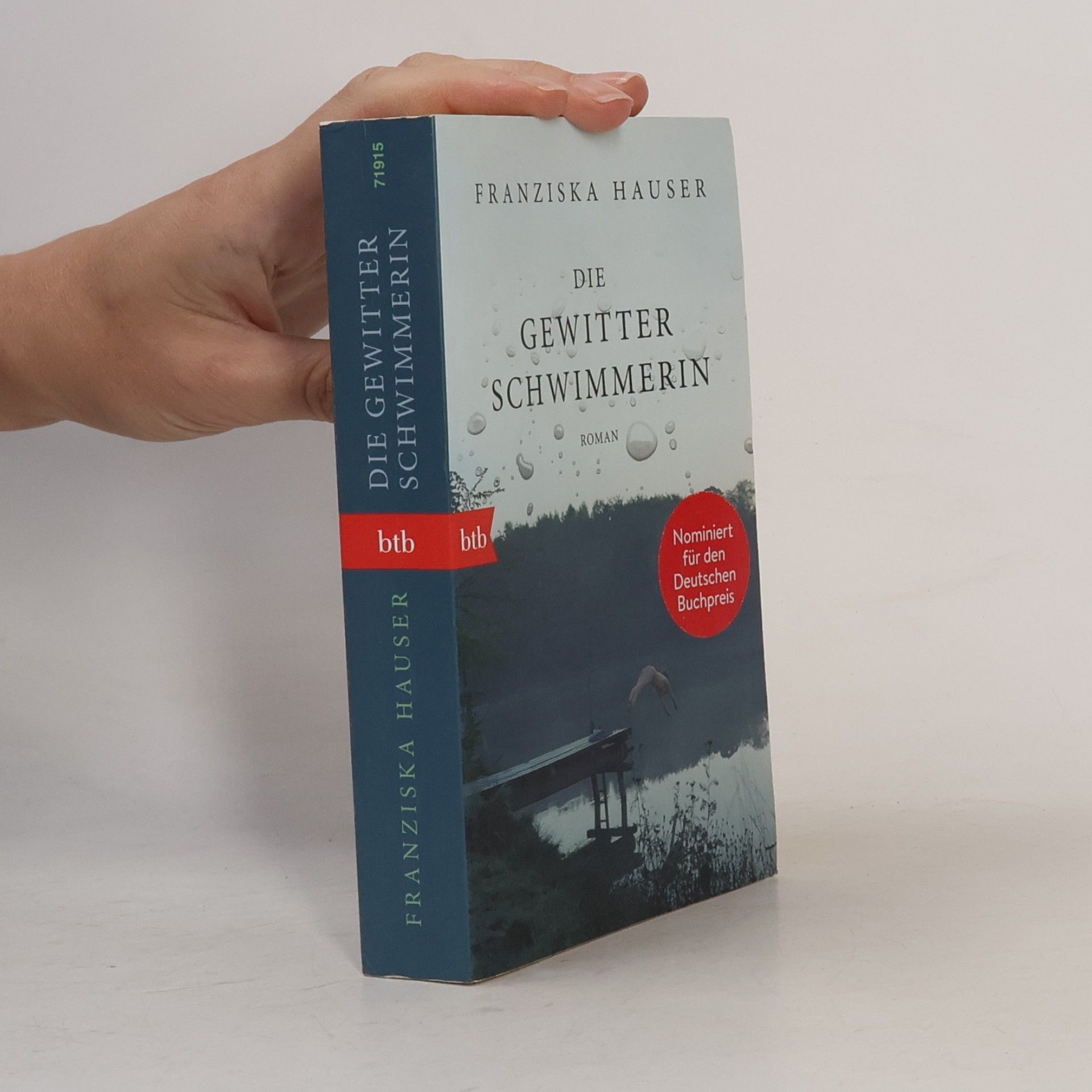 Die Gewitterschwimmerin