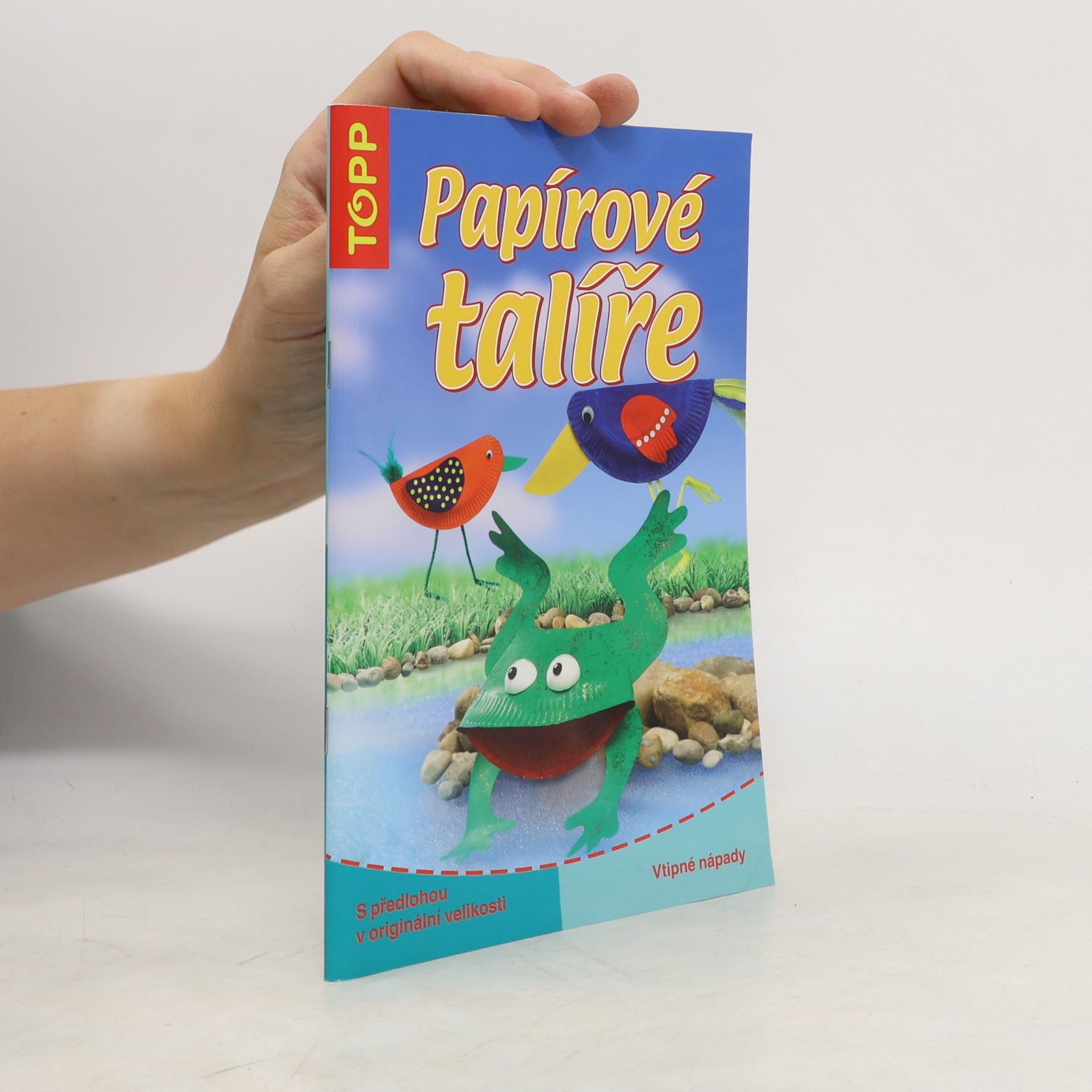 Armin Täubner Papírové talíře