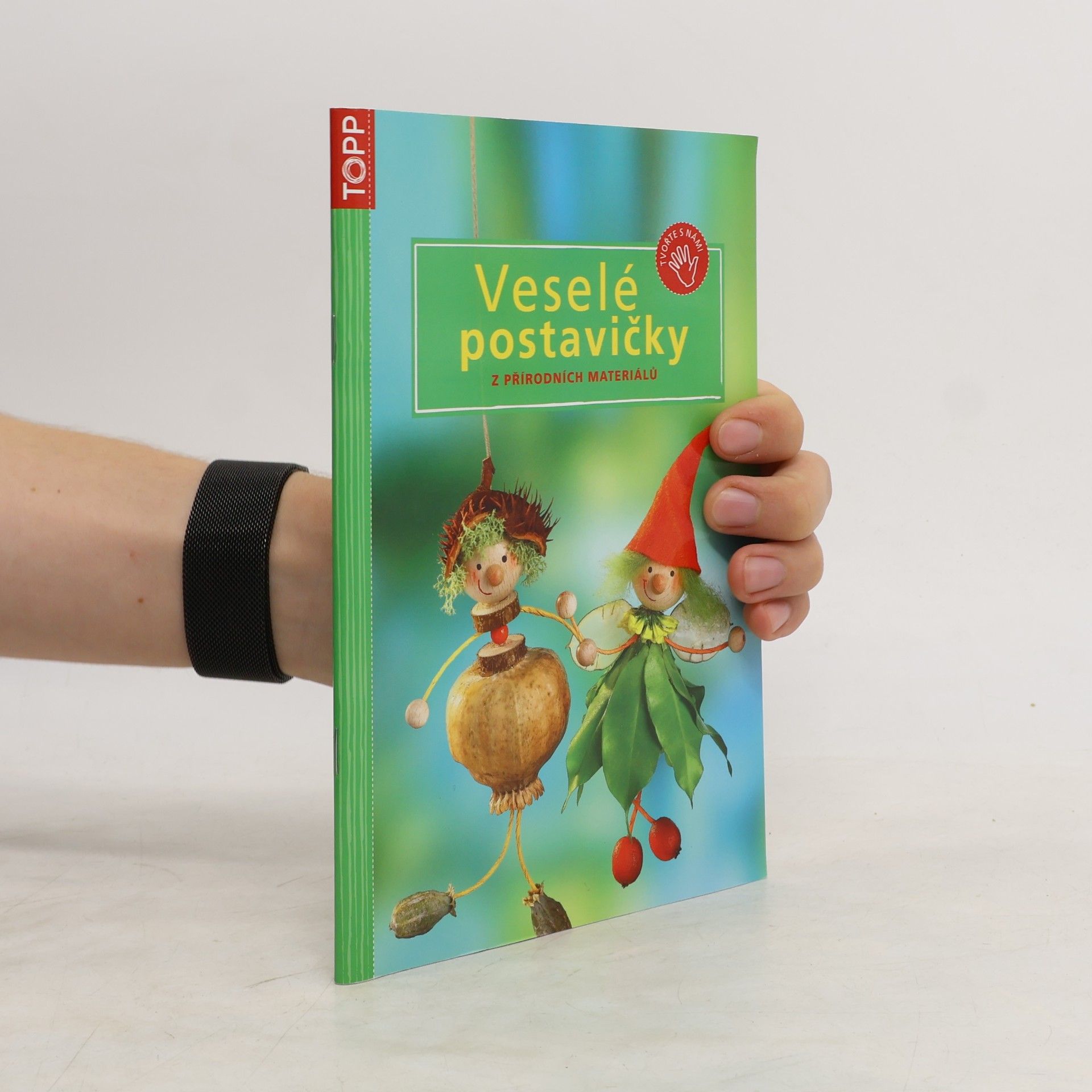 Pia Pedevilla Veselé postavičky z přírodních materiálů