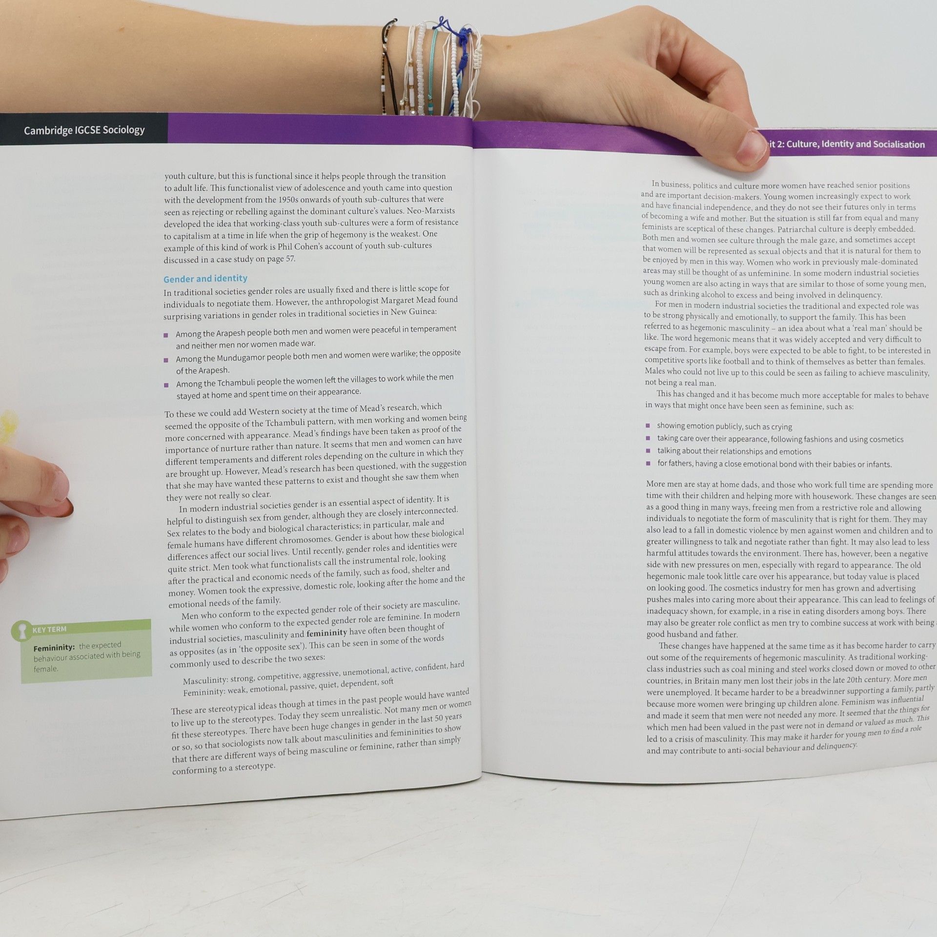 Jonathan Blundell Cambridge IGCSE® Sociology Coursebook