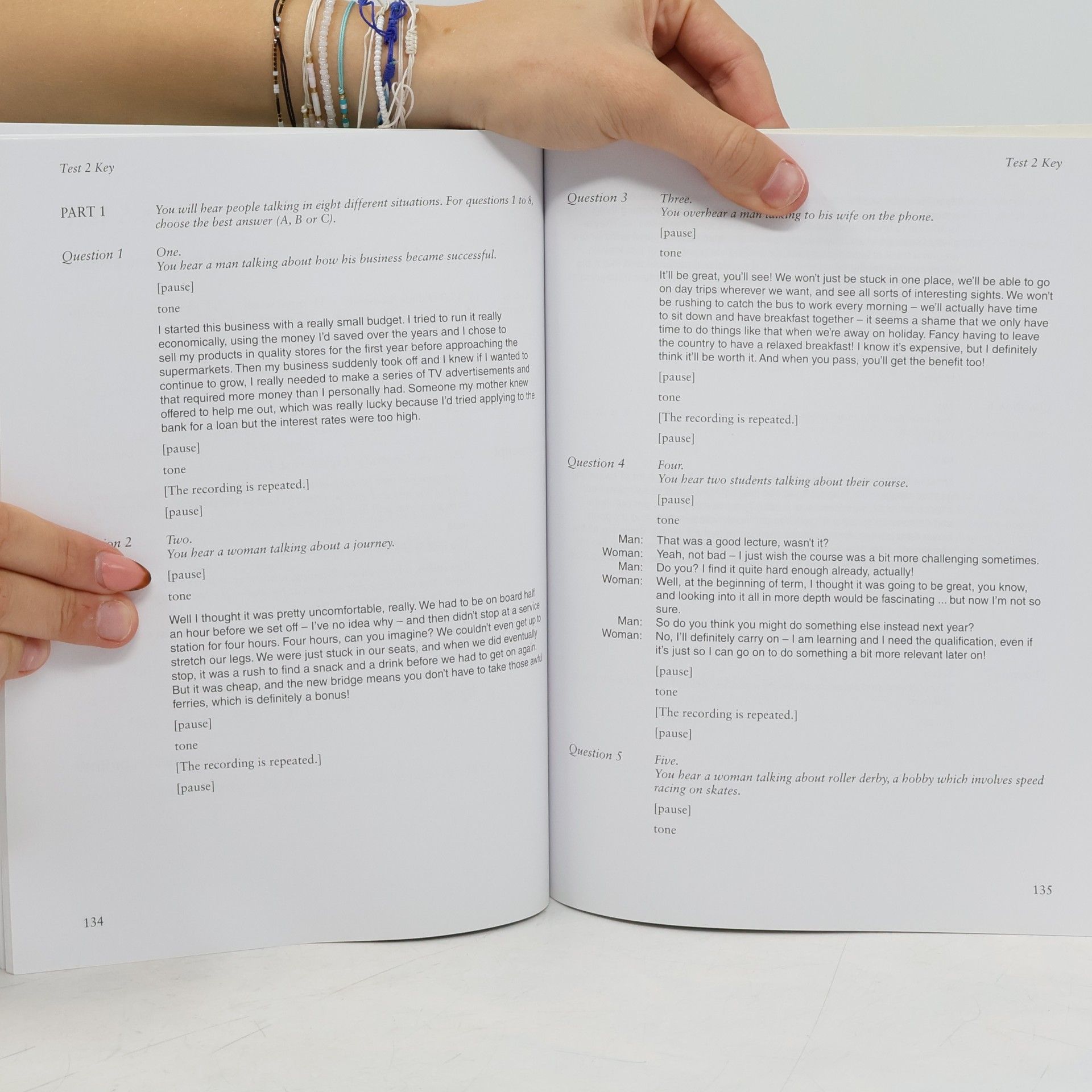 Autorenkollektiv Cambridge English. First 1 : first certificate in English with answers.