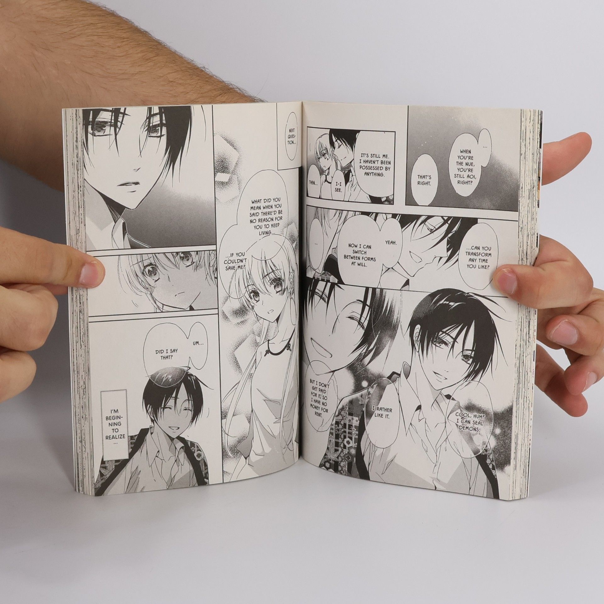 Aya Shōoto The Demon Prince of Momochi House 1