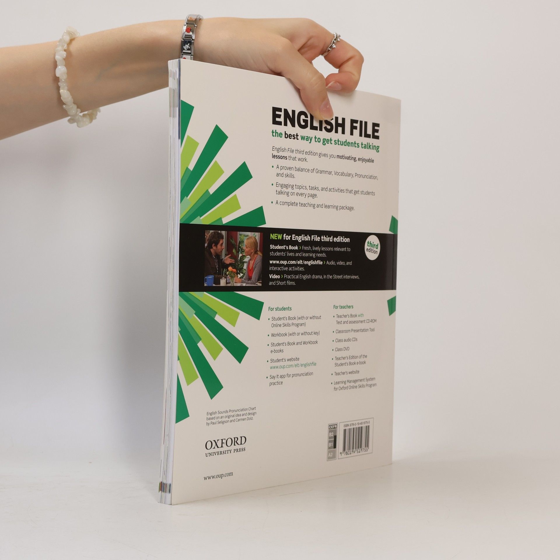 Clive Oxenden English file. Intermediate student's book