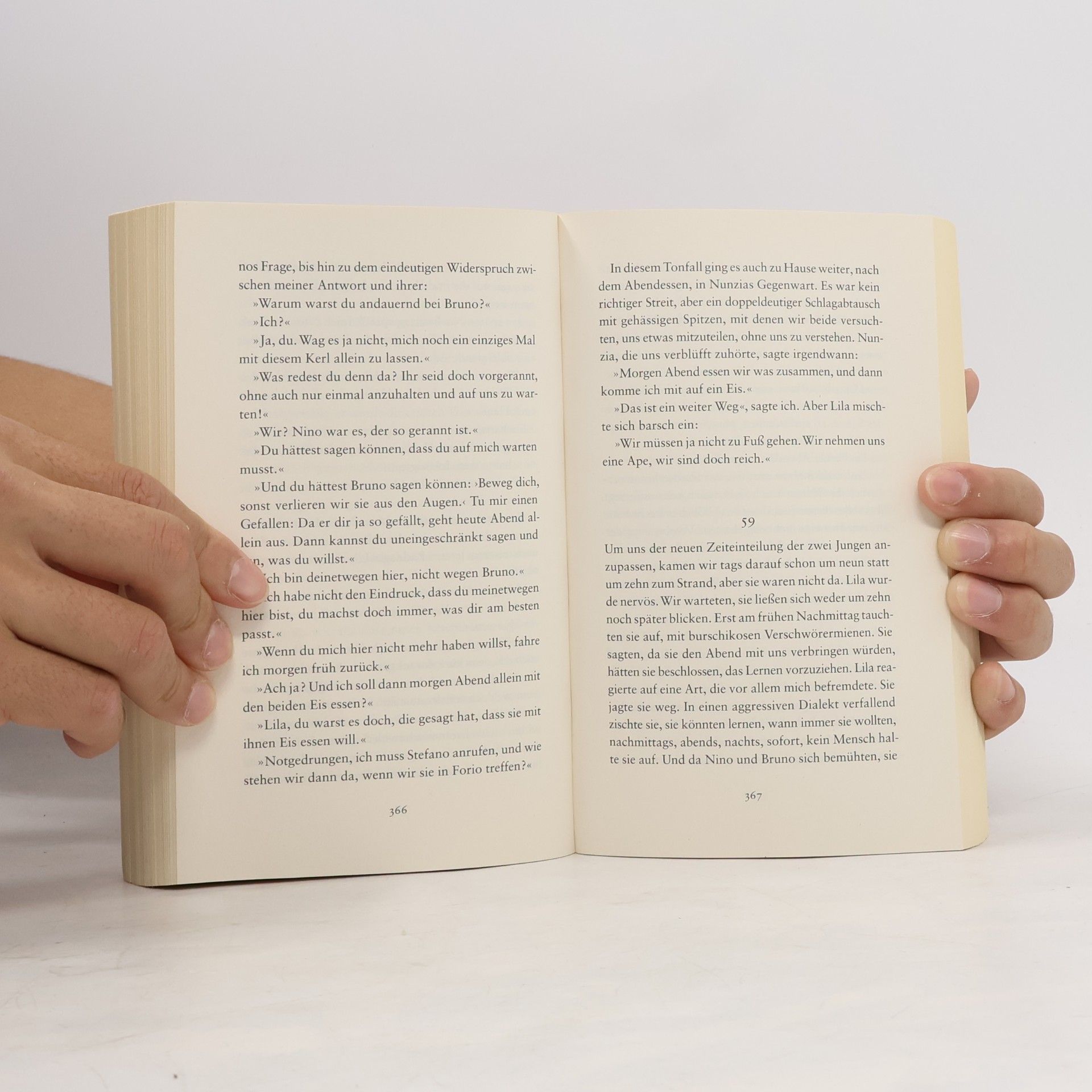 Elena Ferrante Die Geschichte eines neuen Namens