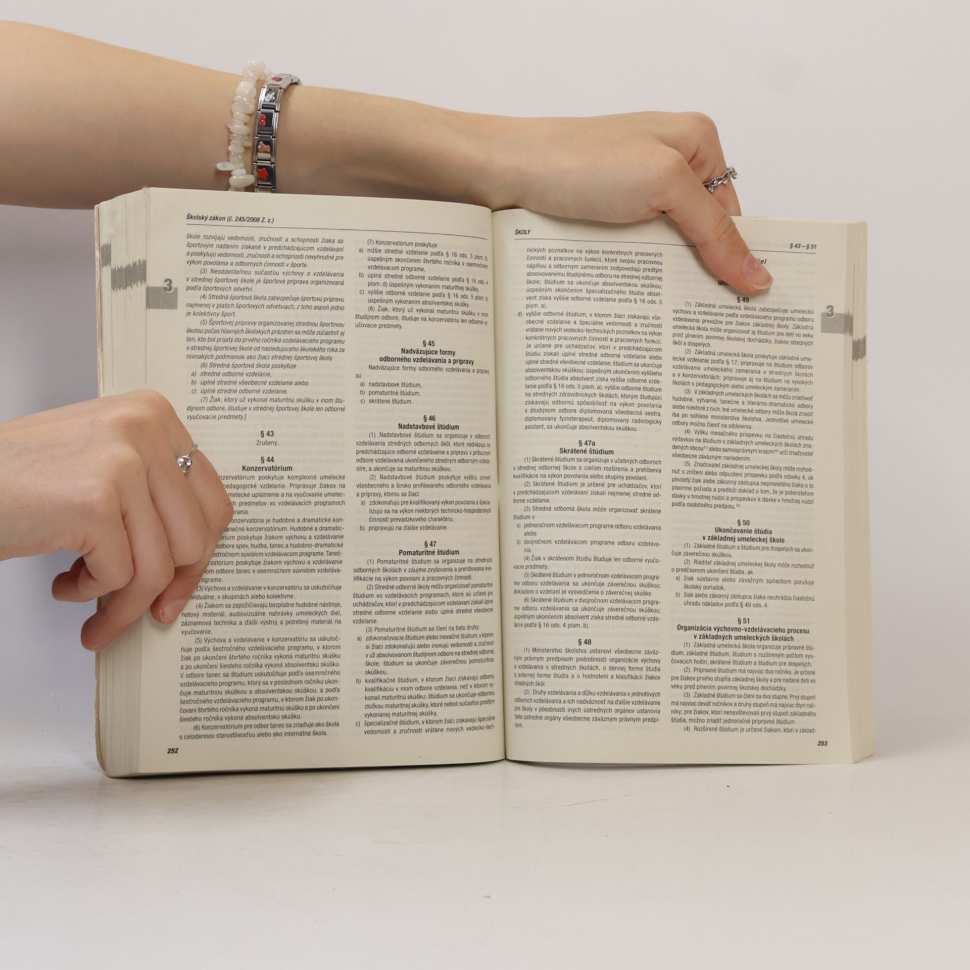Various authors Zákony V.