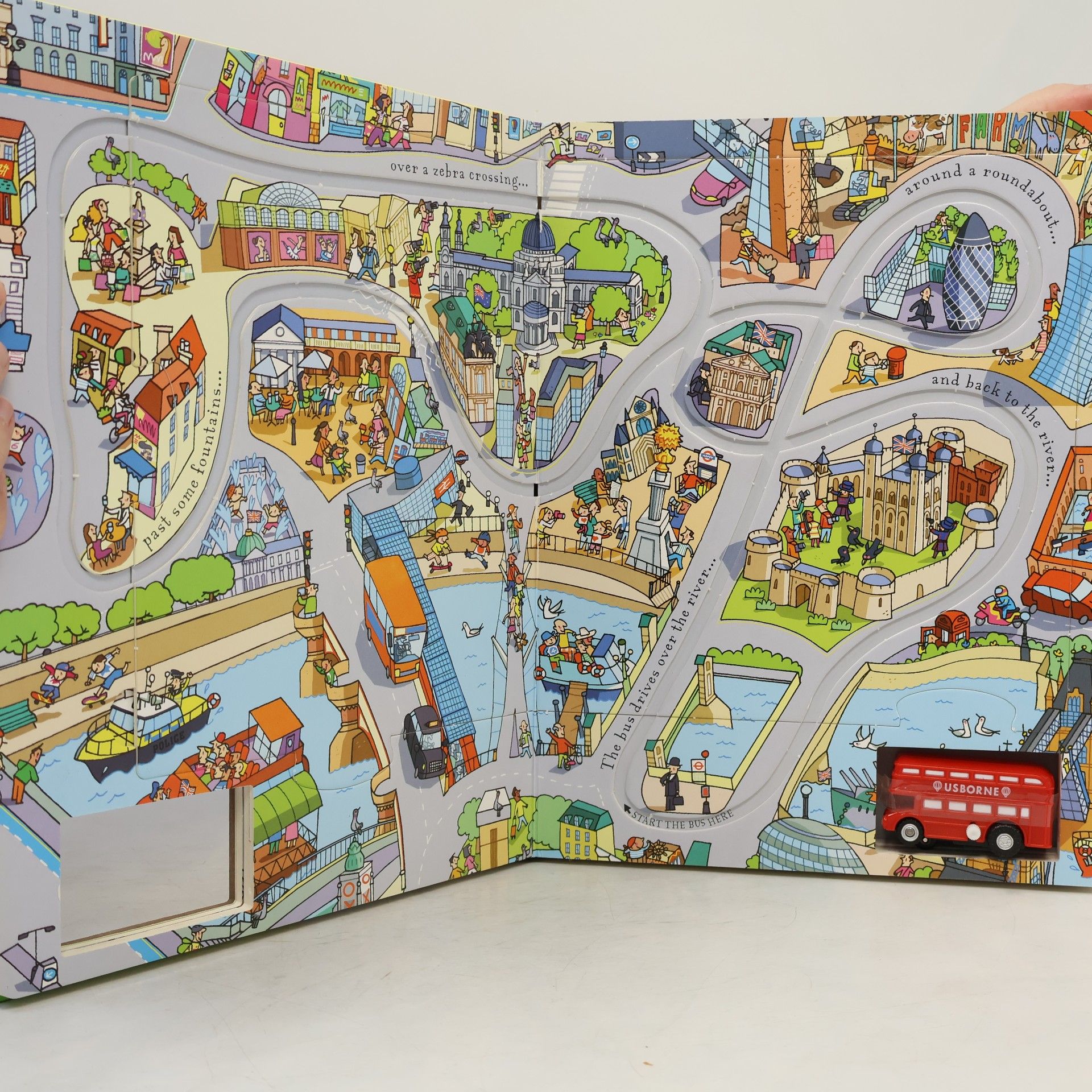 Fiona Watt Wind Up Bus