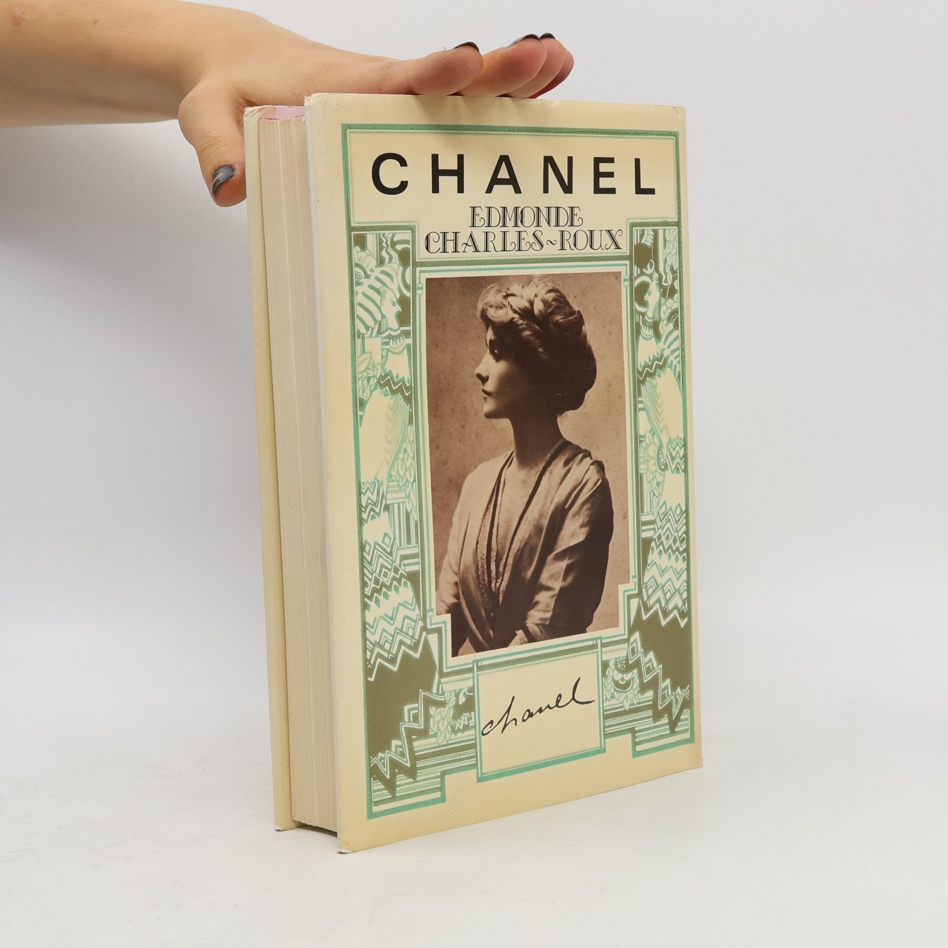 Edmonde Charles-Roux Chanel