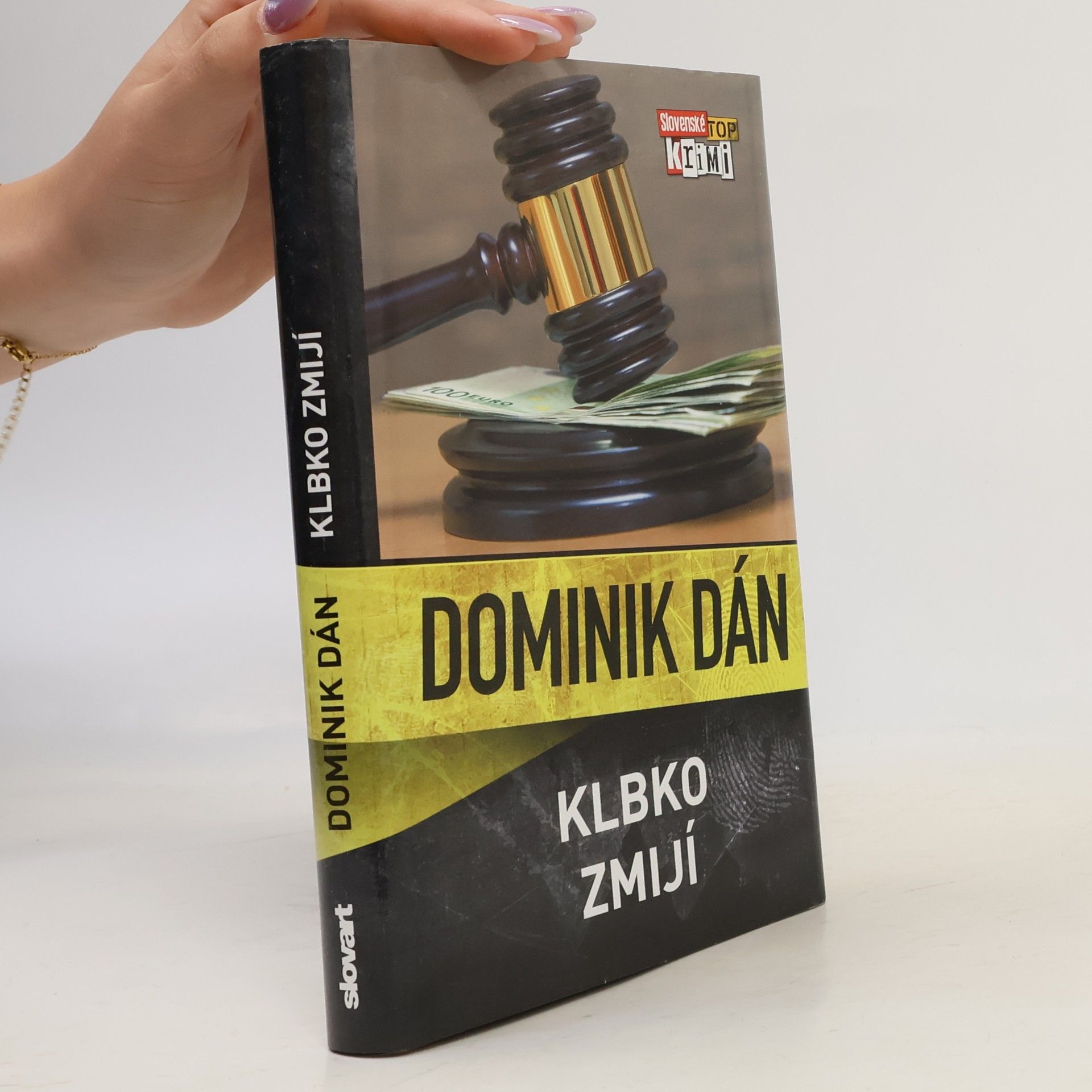Dominik Dán Klbko zmijí