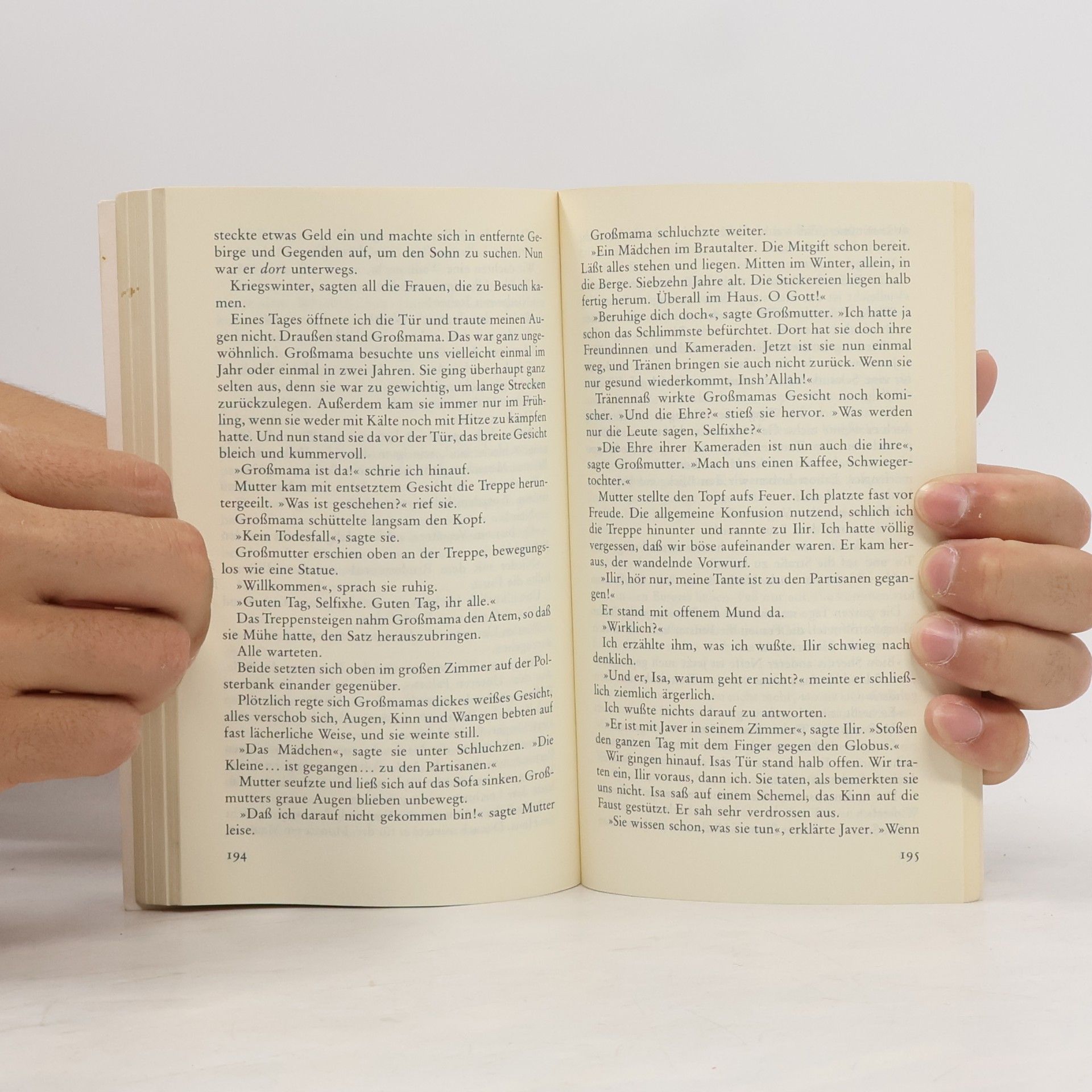 Ismail Kadare Chronik in Stein