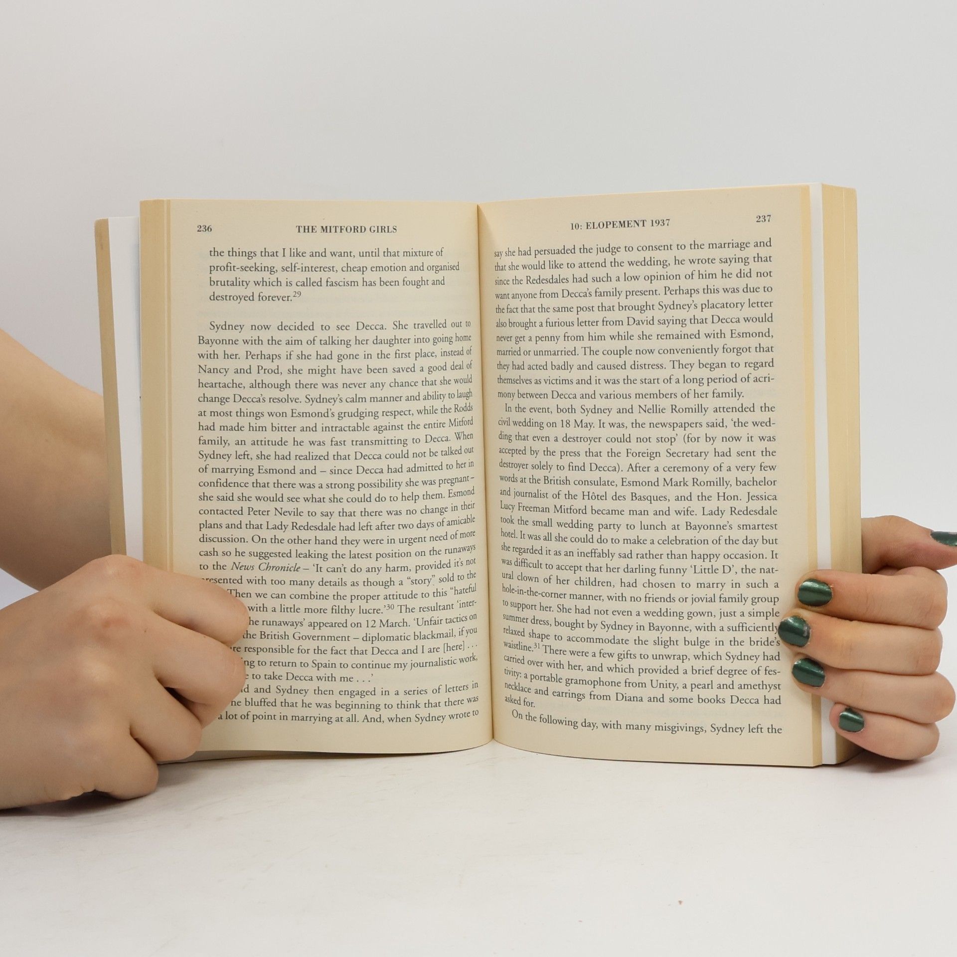 Mary S. Lovell The Mitford Girls