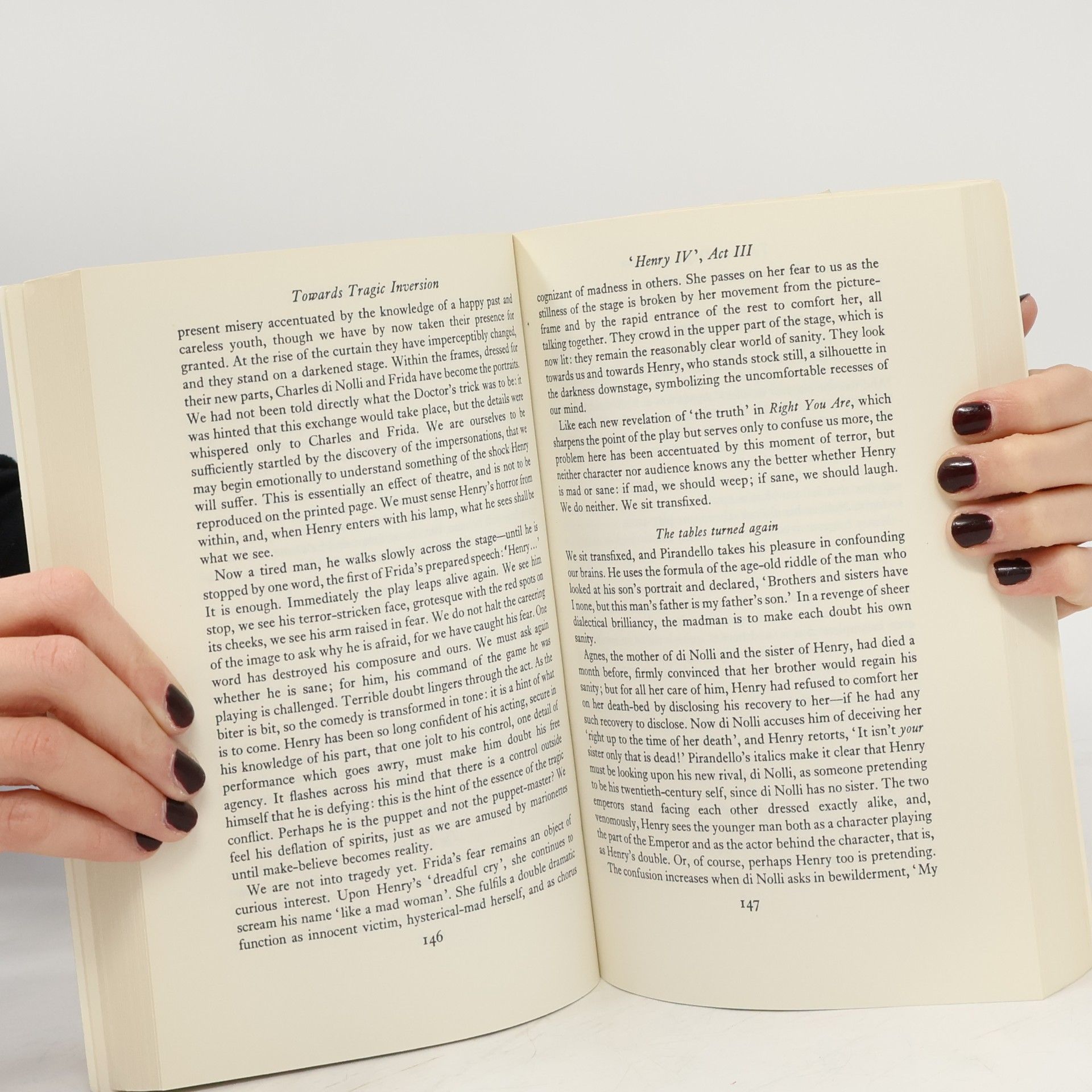 J. L. Styan The Dark Comedy