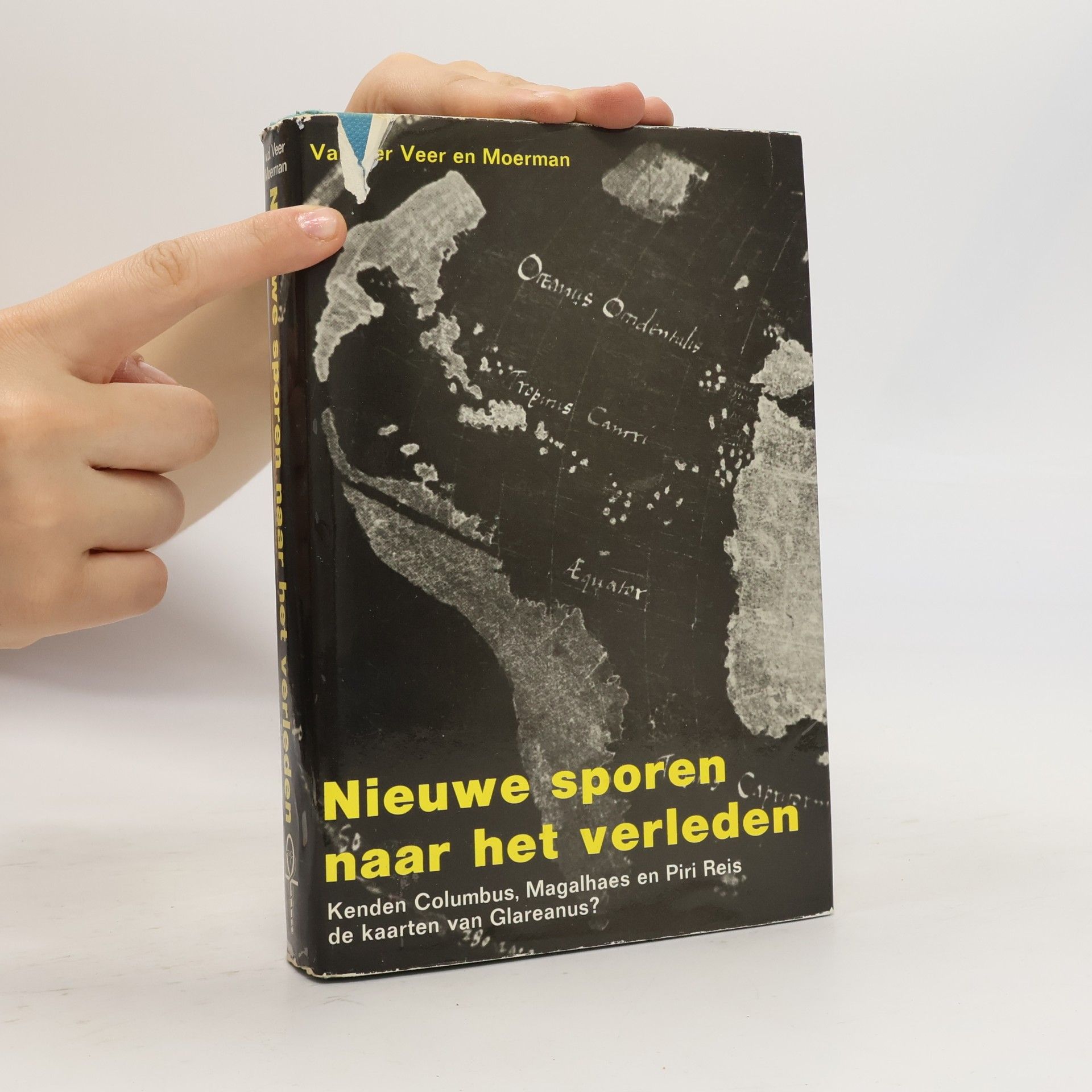 M. H. J. Th. van der Veer Nieuwe sporen naar het verleden