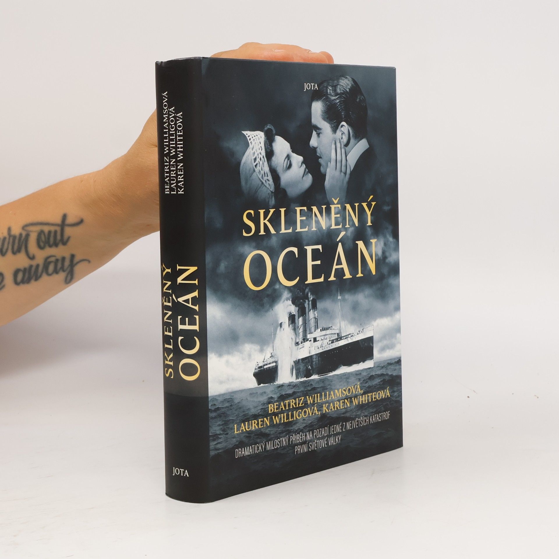 Skleněný oceán