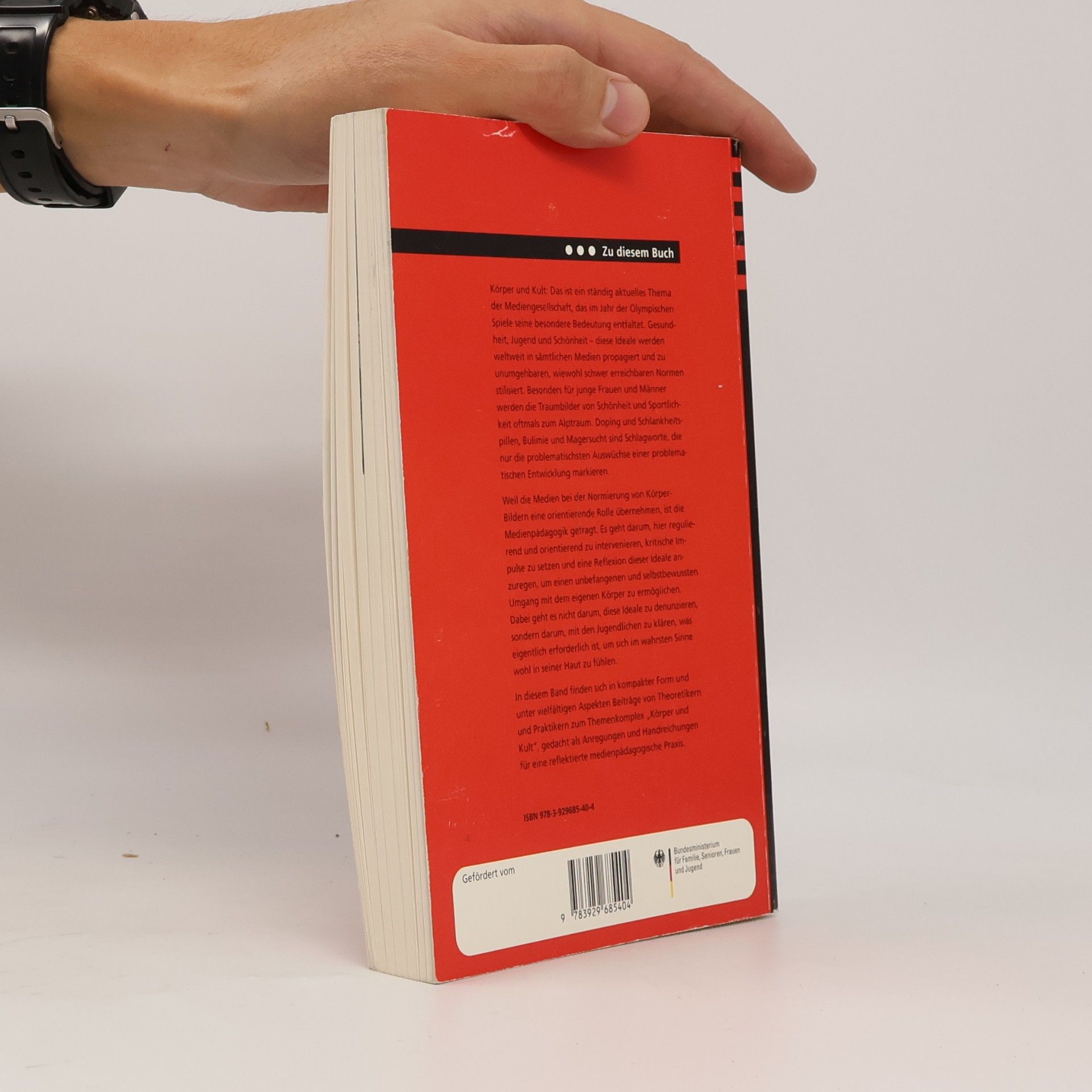 Norbert Neuß Schriften zur Medienpädagogik - 40: Körper. Kult. Medien