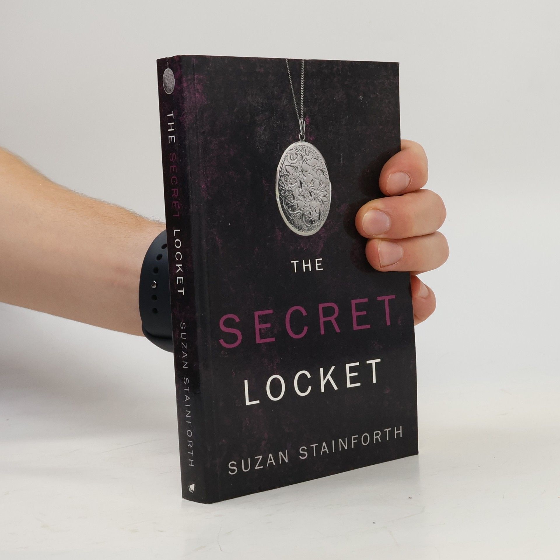 Suzan Stainforth The Secret Locket