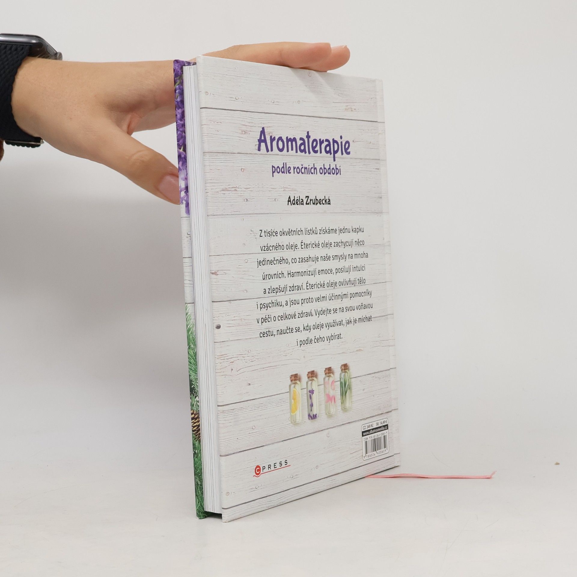 Adéla Zrubecká Aromaterapie podle ročních období