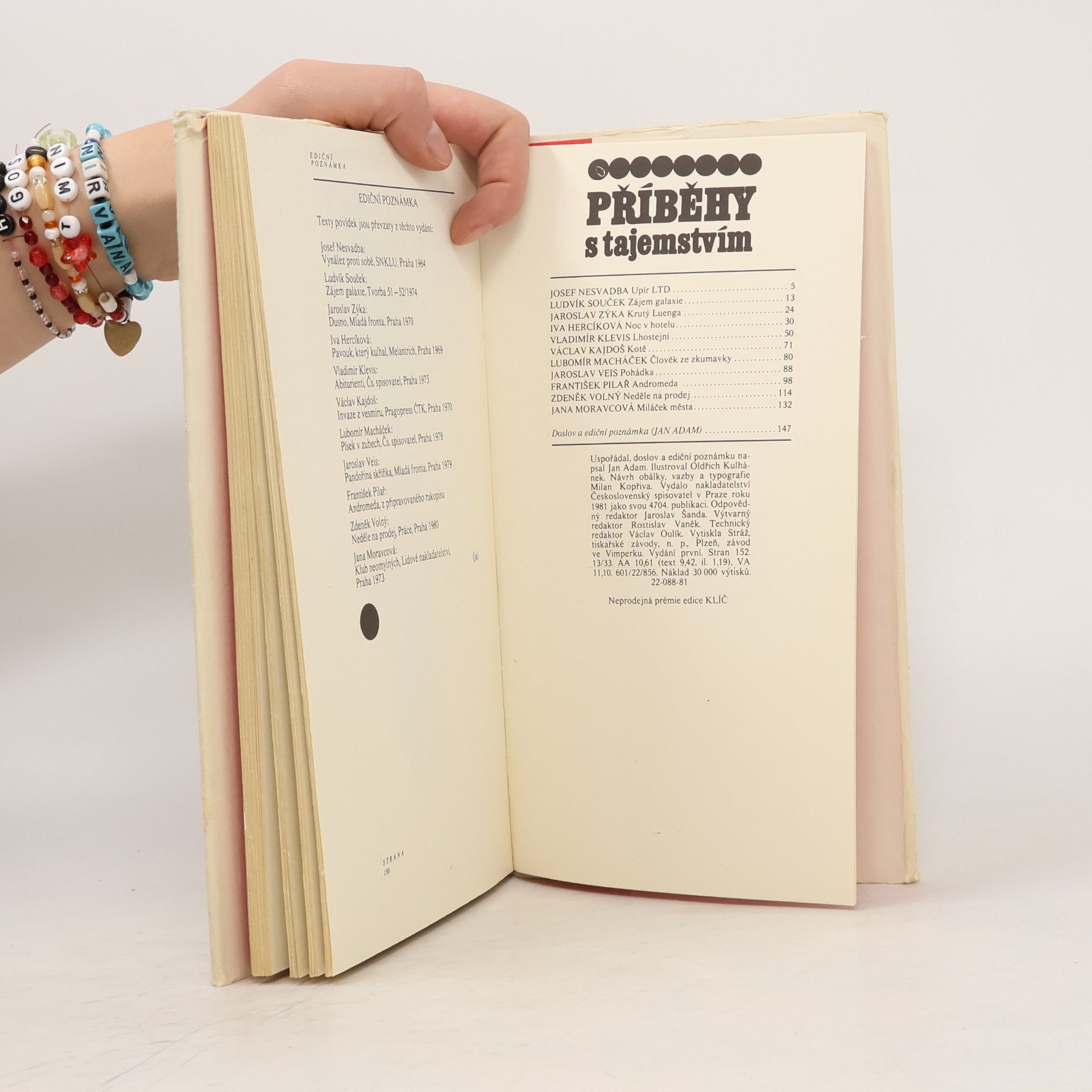 Various authors Příběhy s tajemstvím