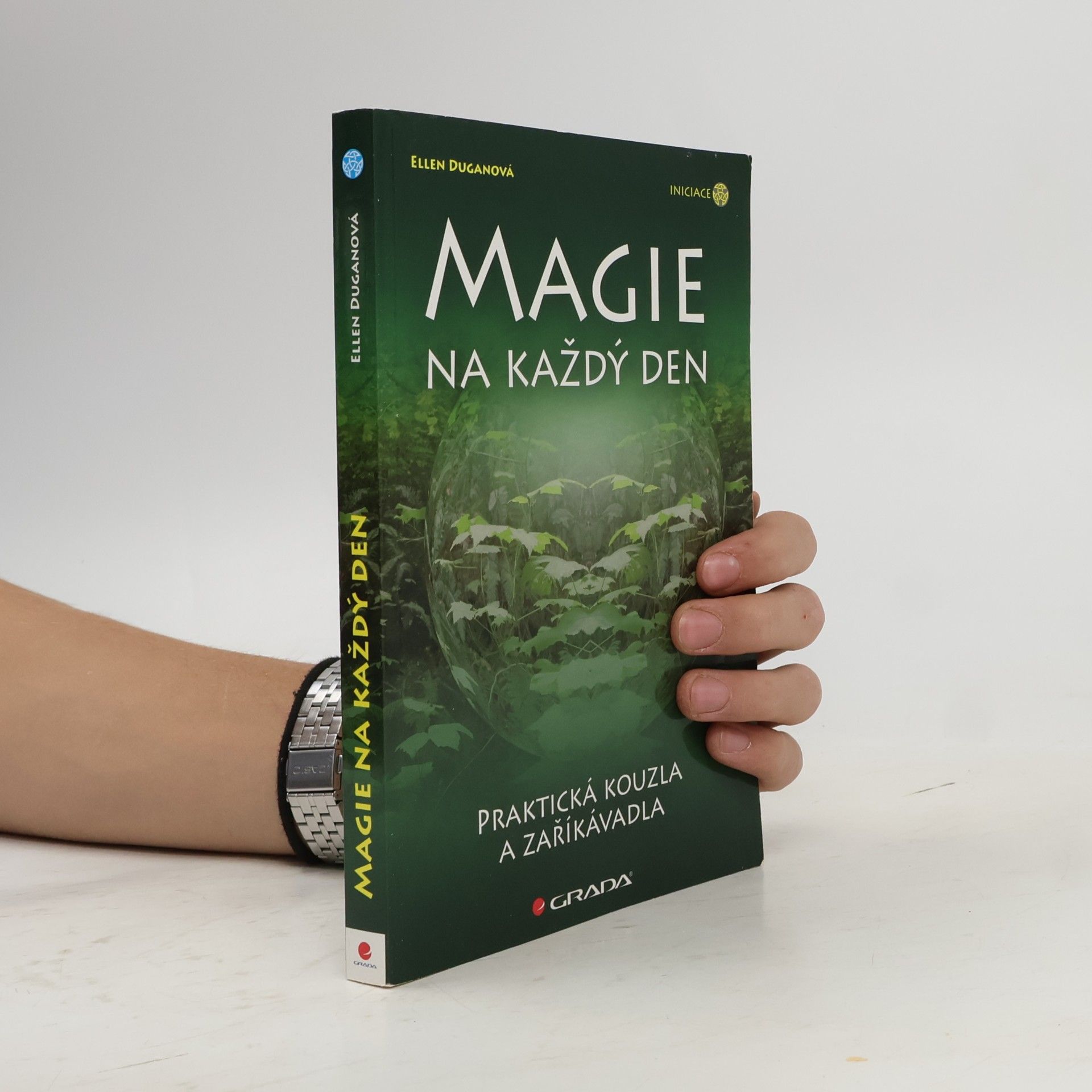 Ellen Dugan Magie na každý den : praktická kouzla a zaříkávadla