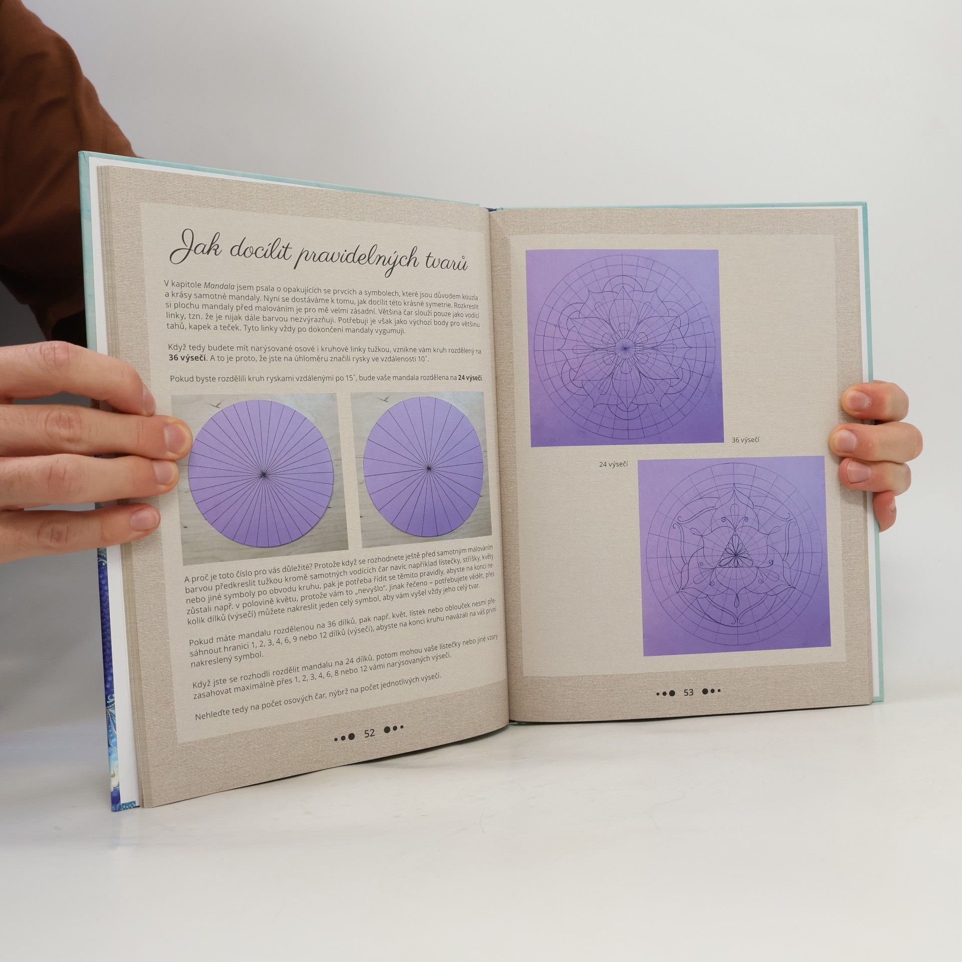 Zuzana Kaločová Mandaly malované technikou Dot Art