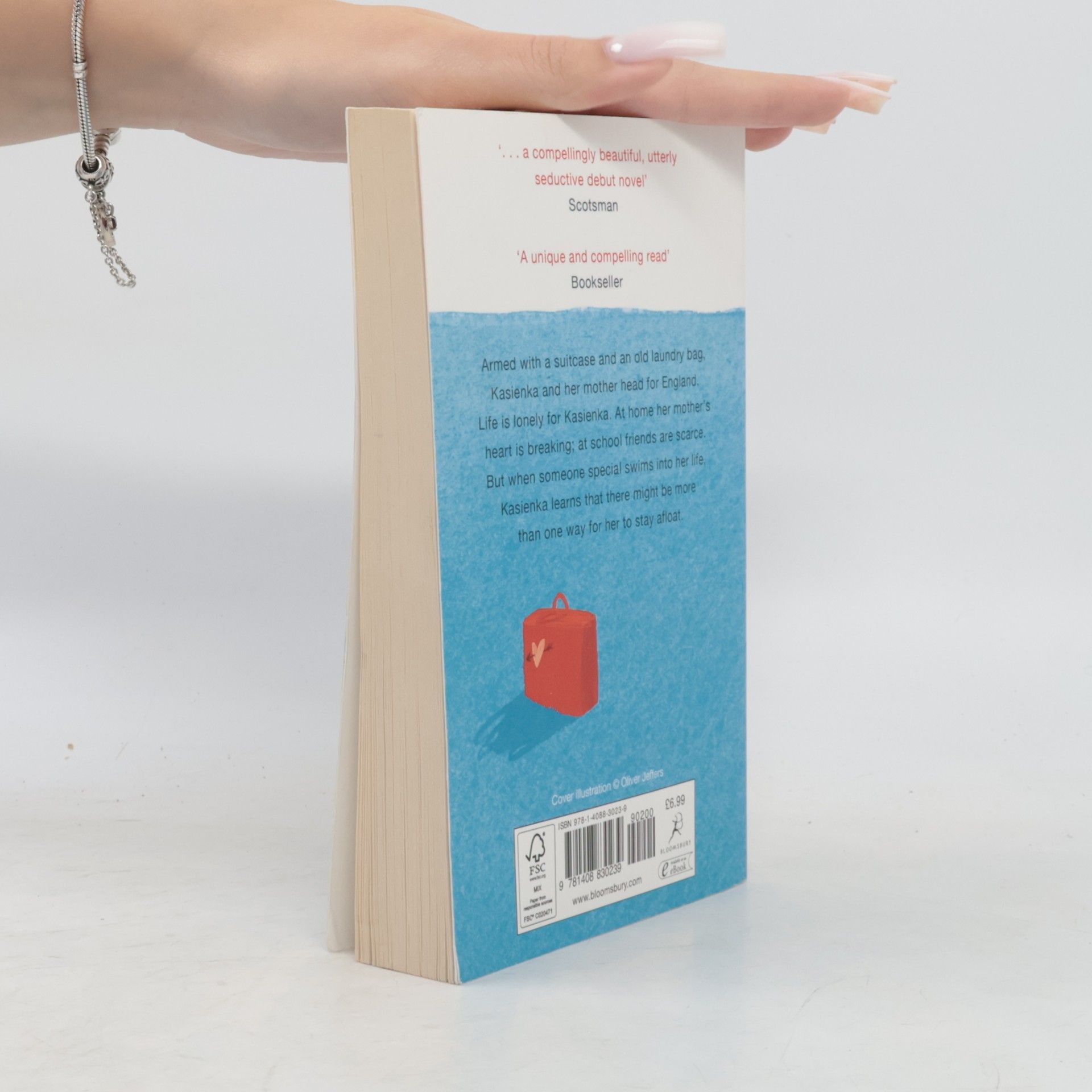 Sarah Crossan The Weight of Water. Die Sprache des Wassers, englische Ausgabe