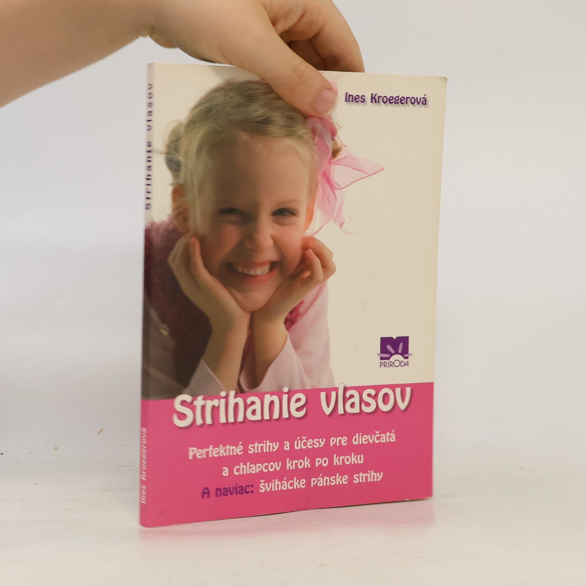 Ines Kroeger Strihanie vlasov