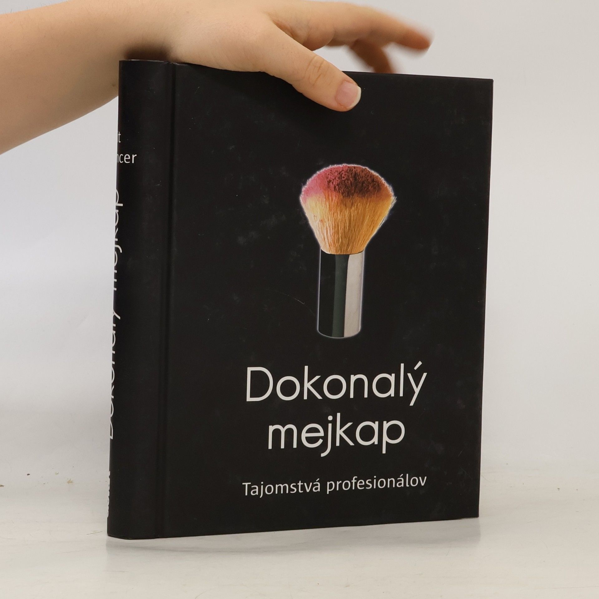 Autorenkollektiv Dokonalý mejkap