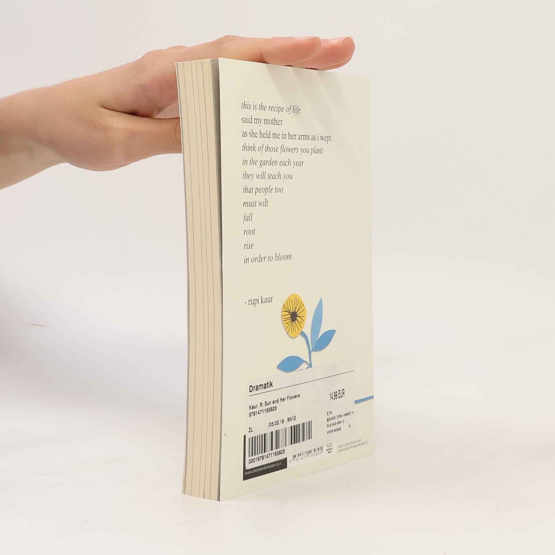 Rupi Kaur The Sun And Her Flowers