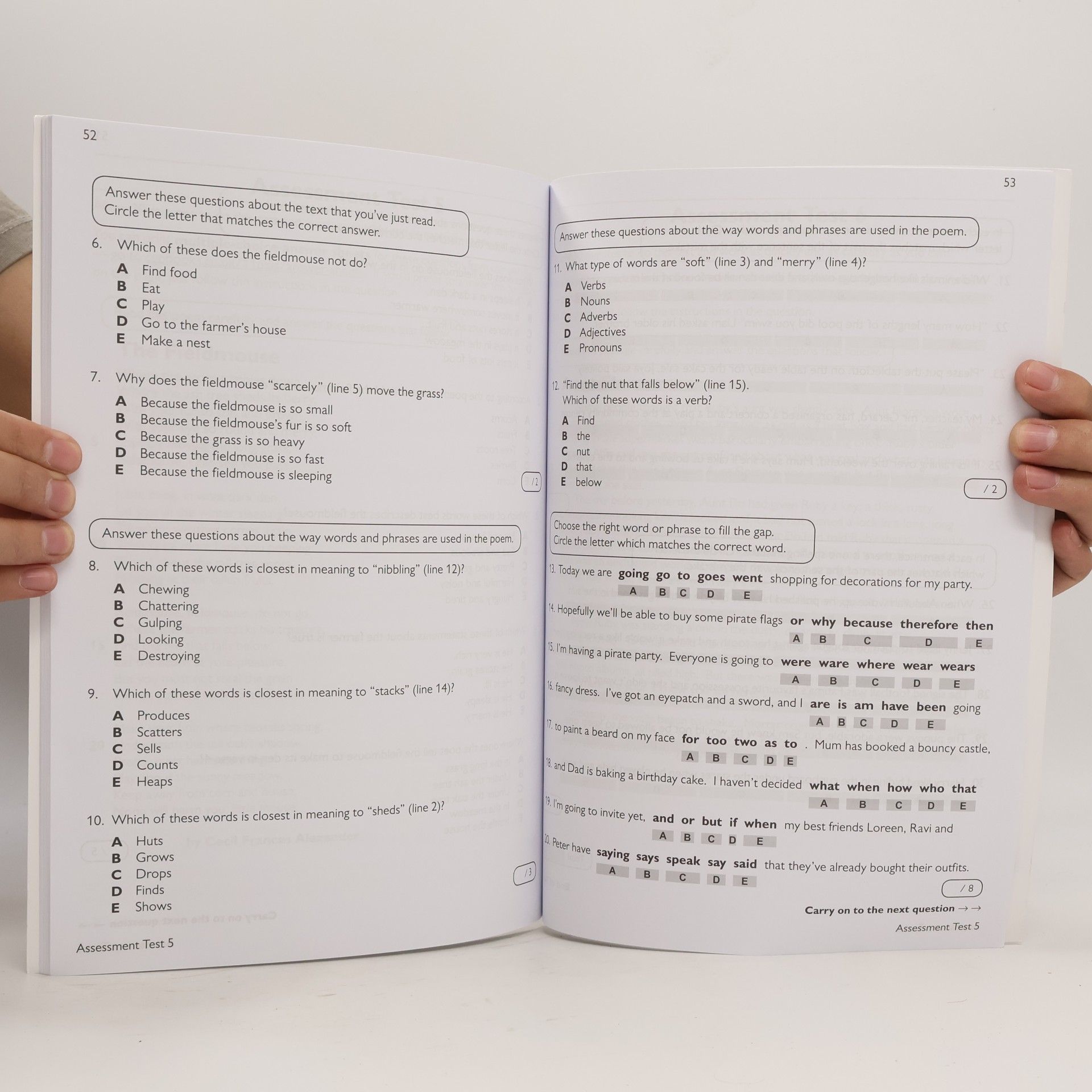 CGP Books New 11+ GL English Practice Book & Assessment Tests - Ages 8-9