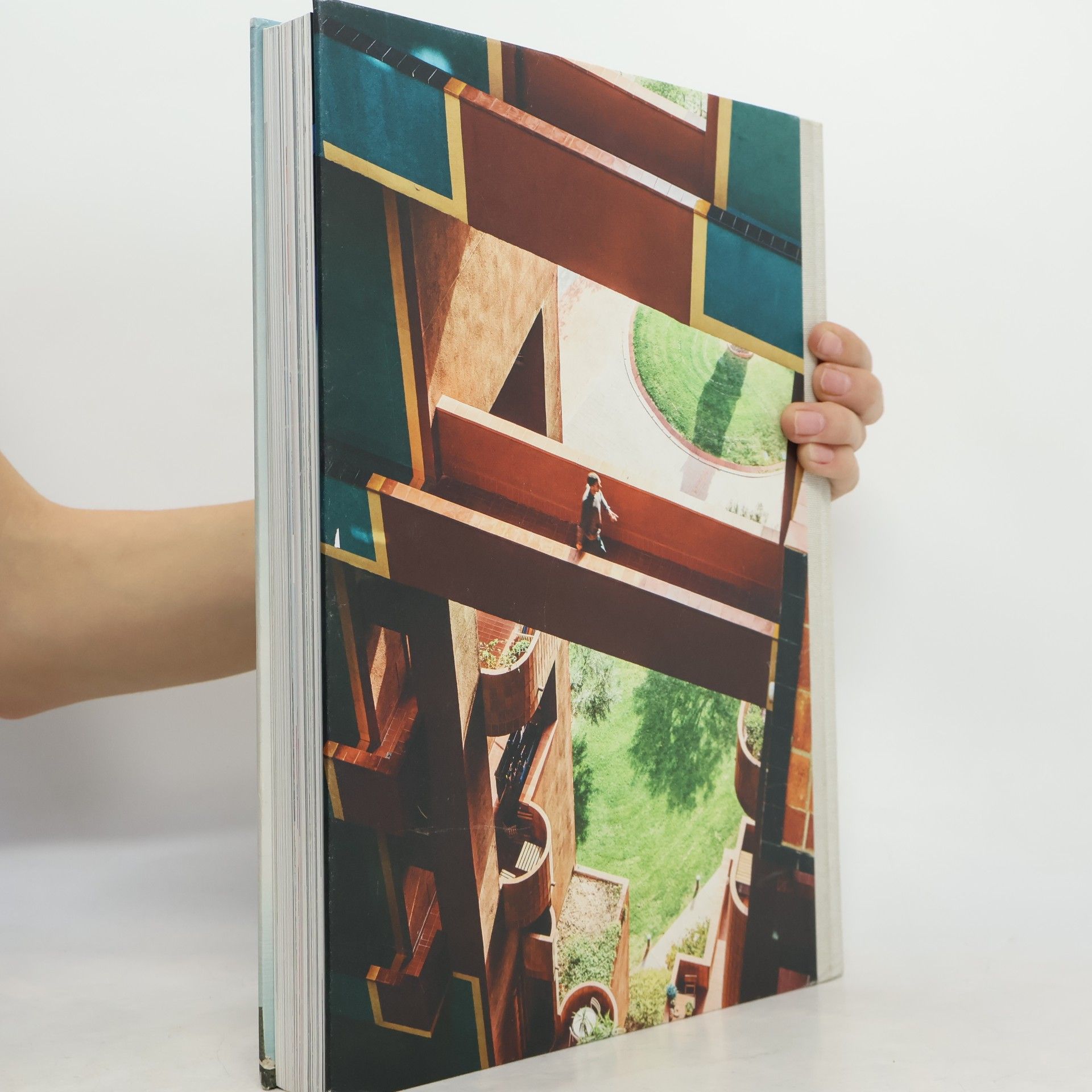 Ricardo Bofill Ricardo Bofill: visions of architecture