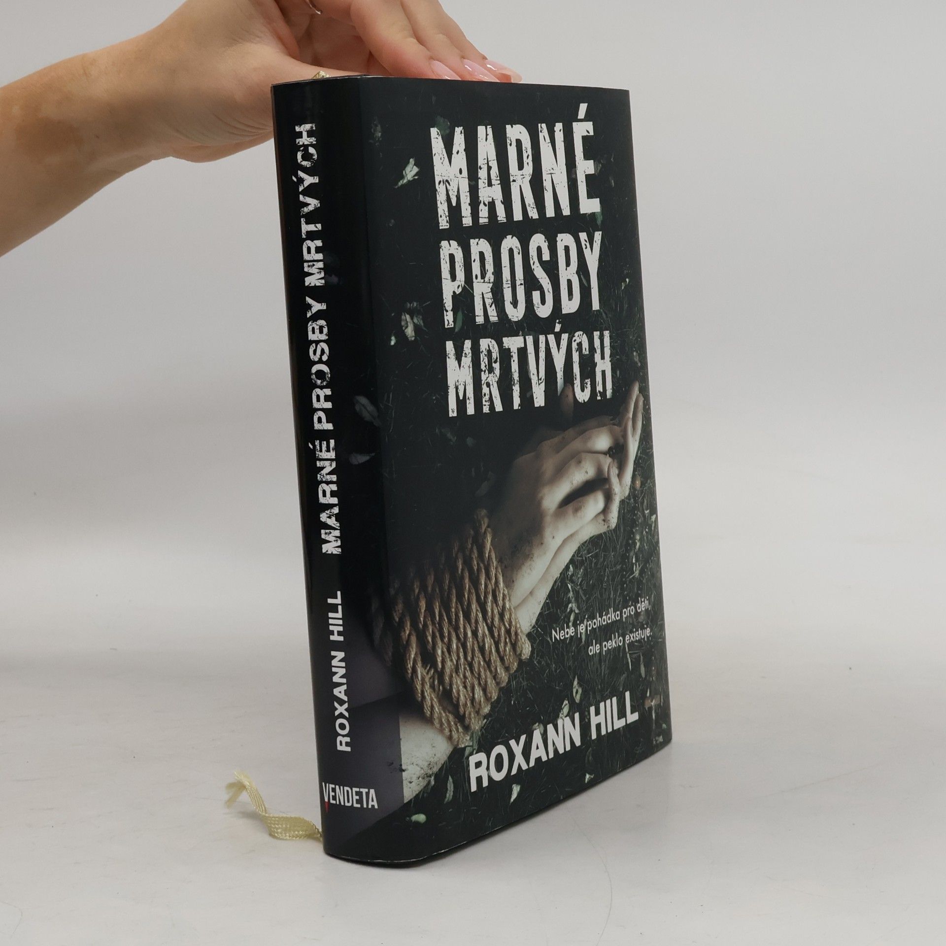 Roxann Hill Marné prosby mrtvých