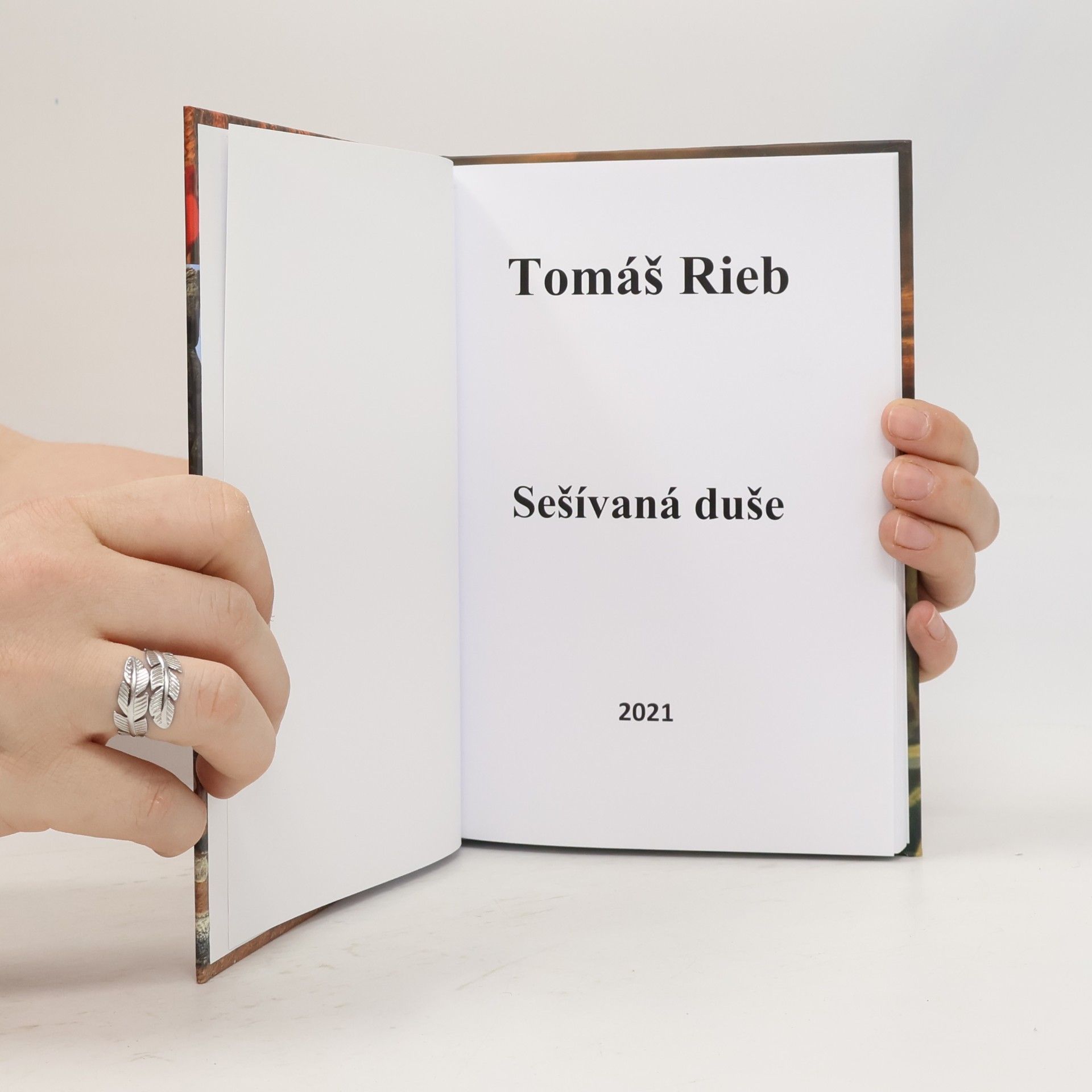 Tomáš Rieb Sešívaná duše