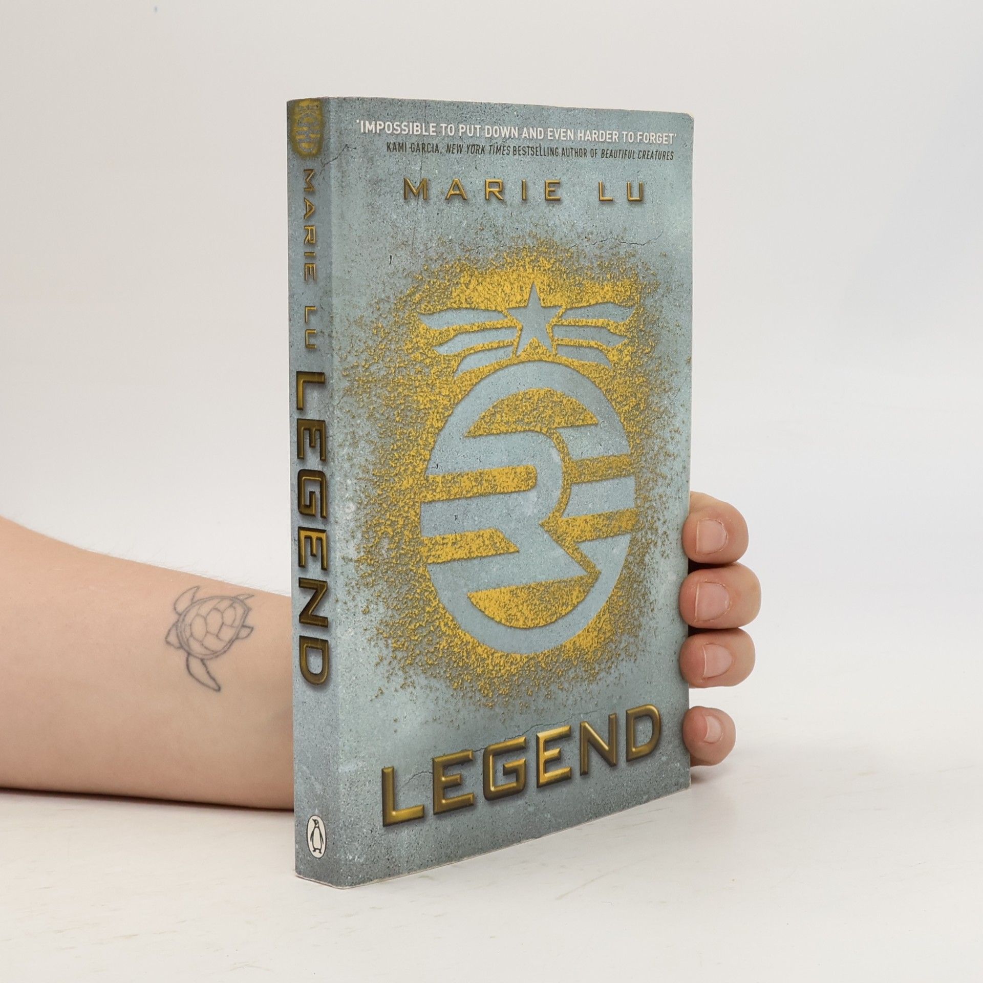 Marie Lu Legend