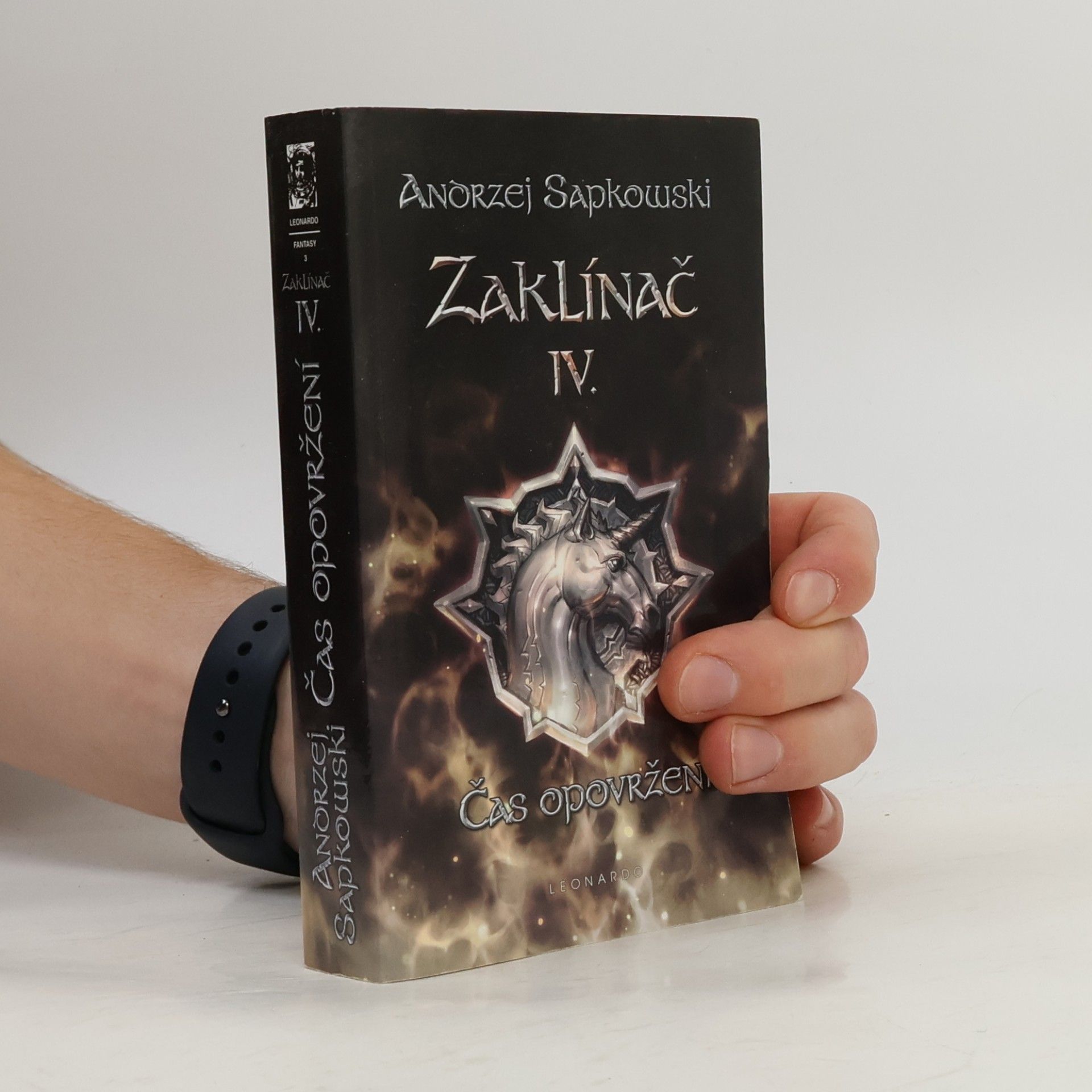 Andrzej Sapkowski Zaklínač IV. Čas opovržení