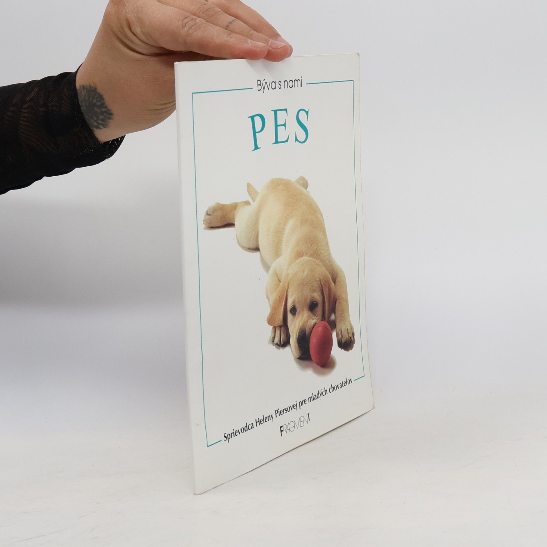 Helen Piers Býva s nami pes