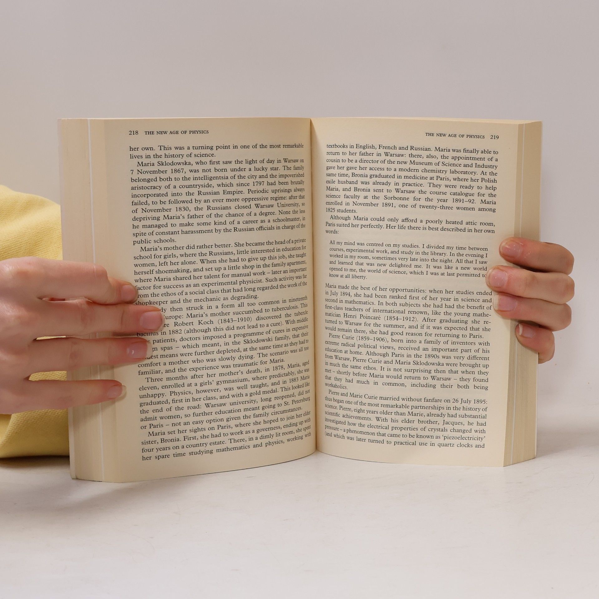 Thomas Crump A brief history of science. As seen through the development of scientific instruments