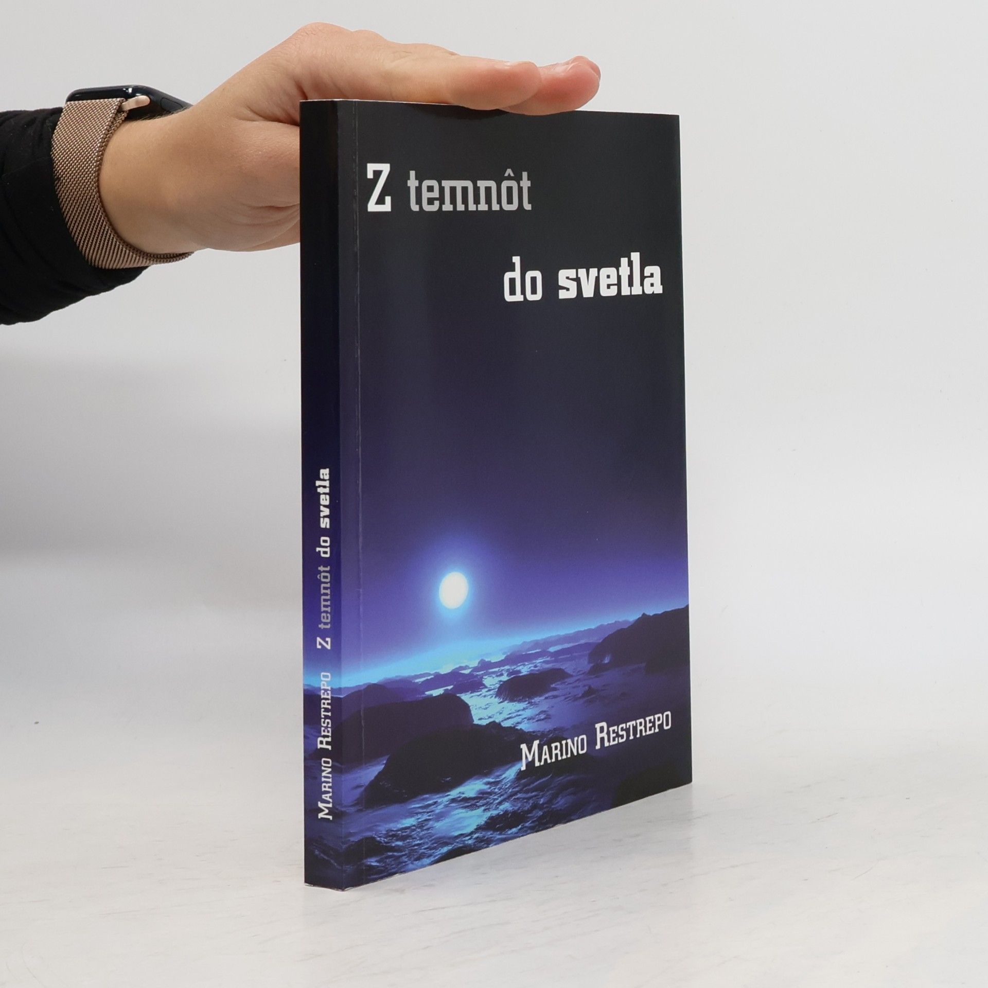 Marino Restrepo Z temnôt do svetla