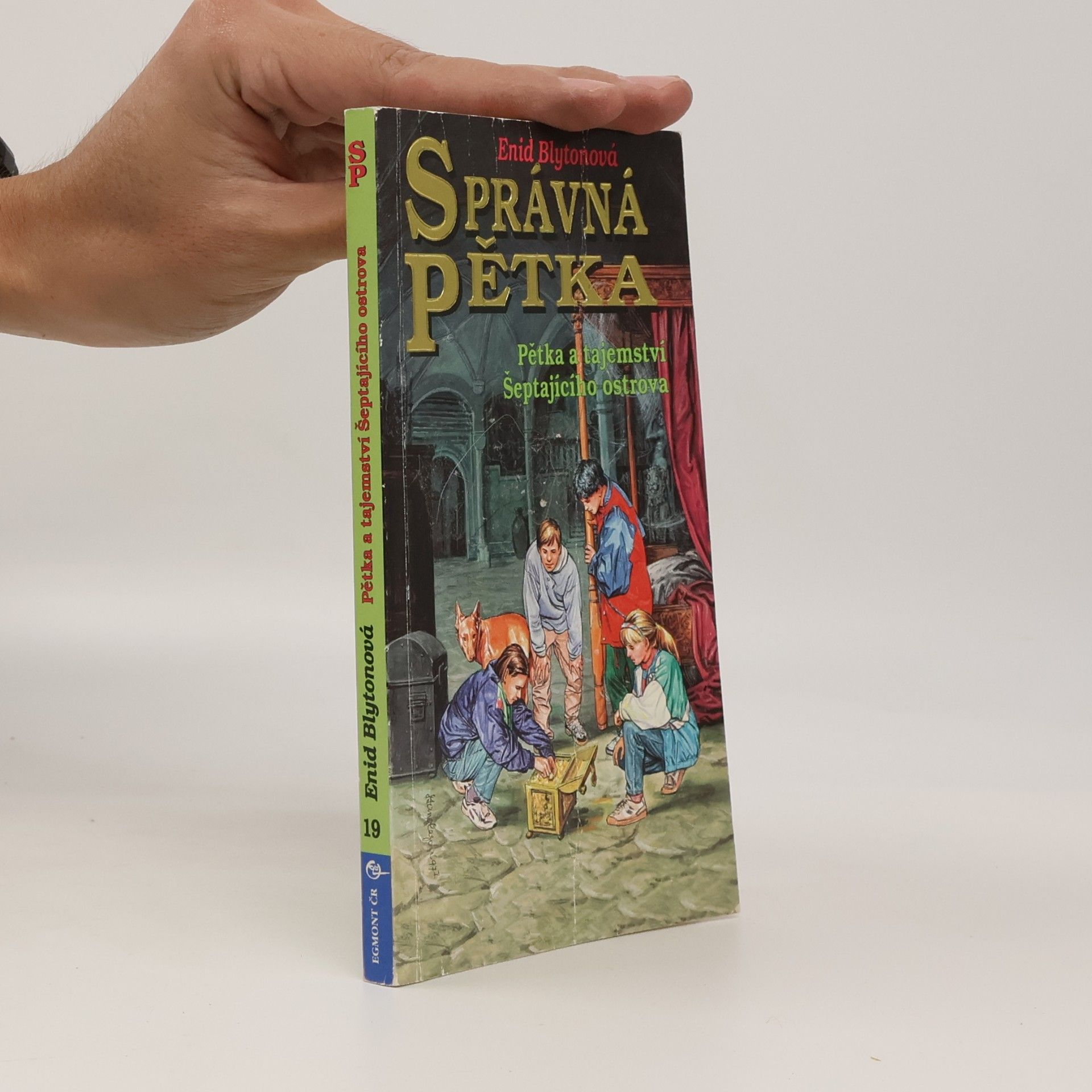 Enid Blyton Správná pětka. Pětka a tajemství Šeptajícího ostrova