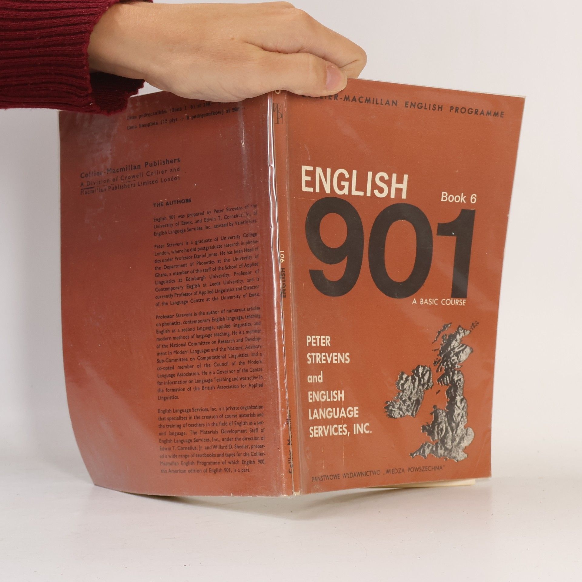 Peter Strevens English 901. Book 6
