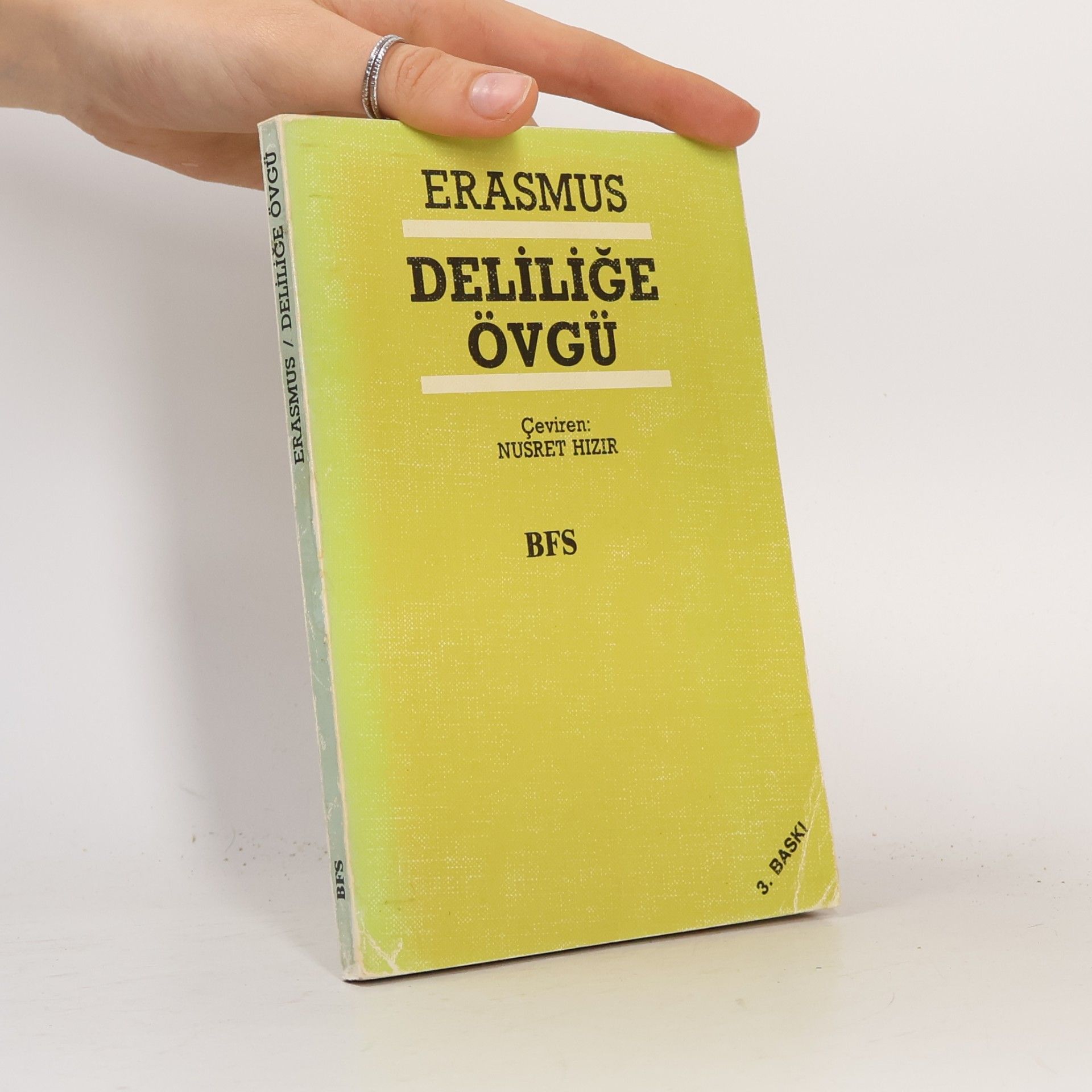 Deliliğe Övgü