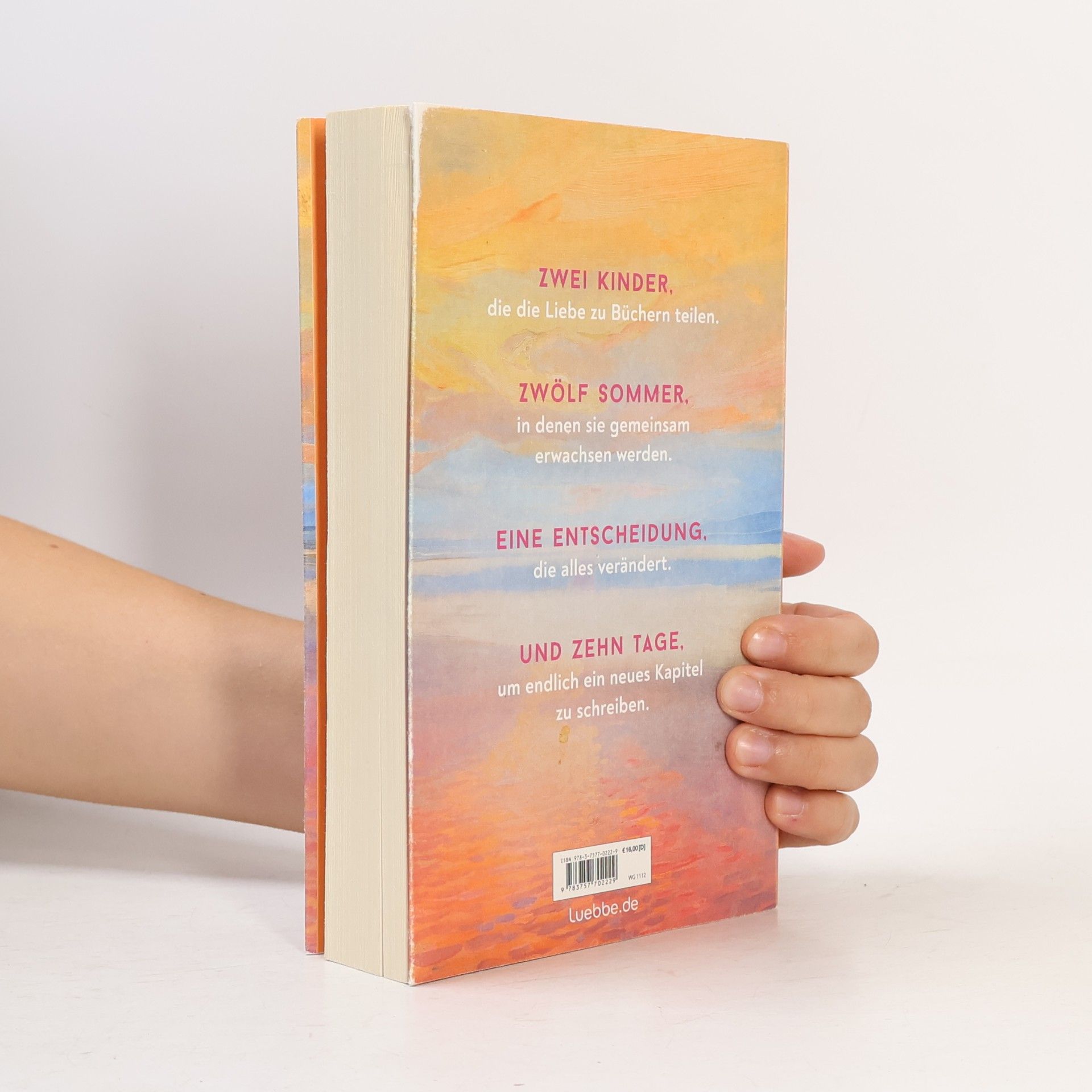 Lucy Astner Kein Sommer ohne August: Roman. SPIEGEL-Bestseller – der Sommerroman des Jahres für alle, die Bücher, Buchhandlungen und große Liebesgeschichten lieben (Every Summer Has A Story, Band 1)